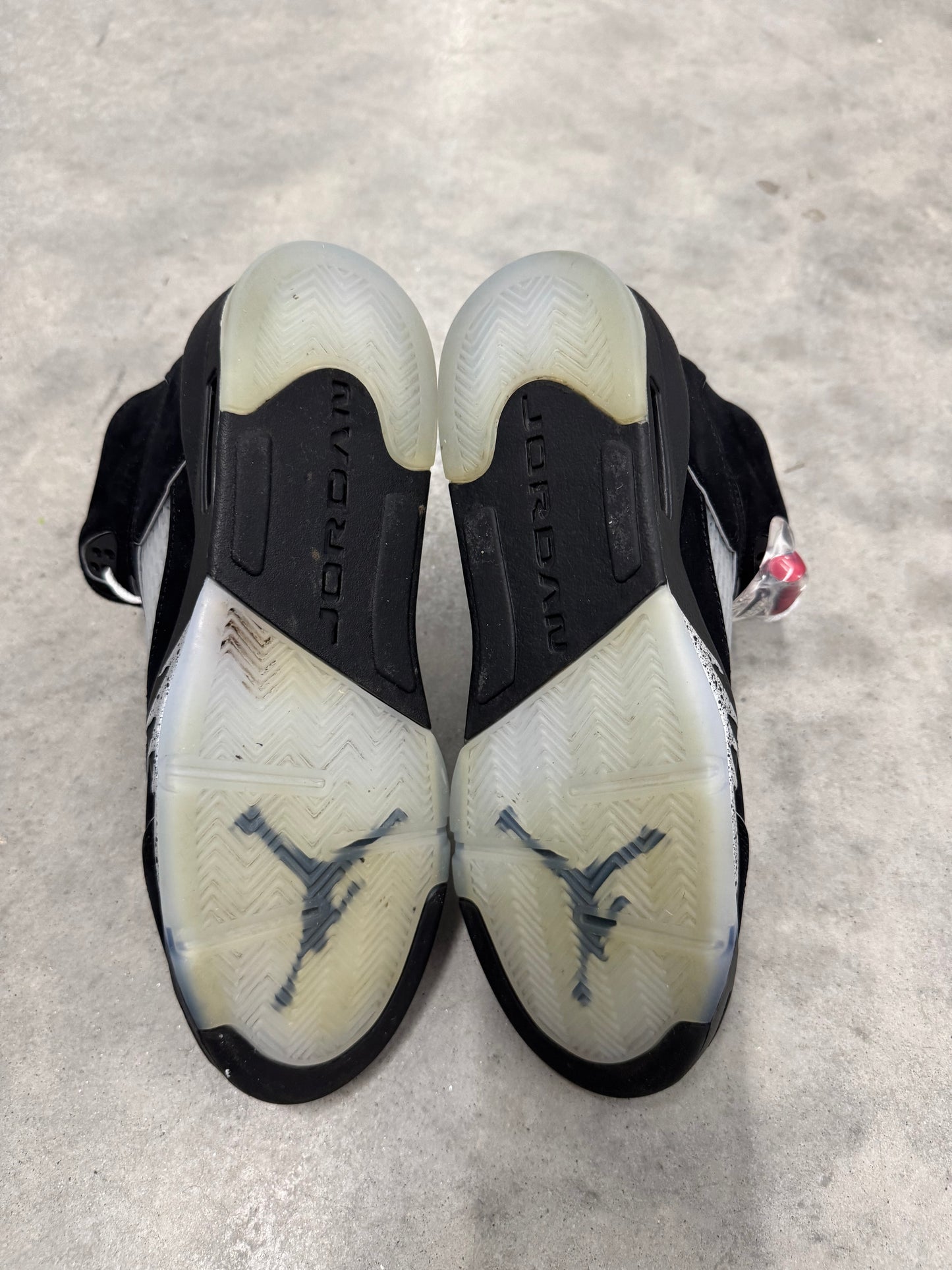JORDAN 5 “ Black Metallic Reimagined “