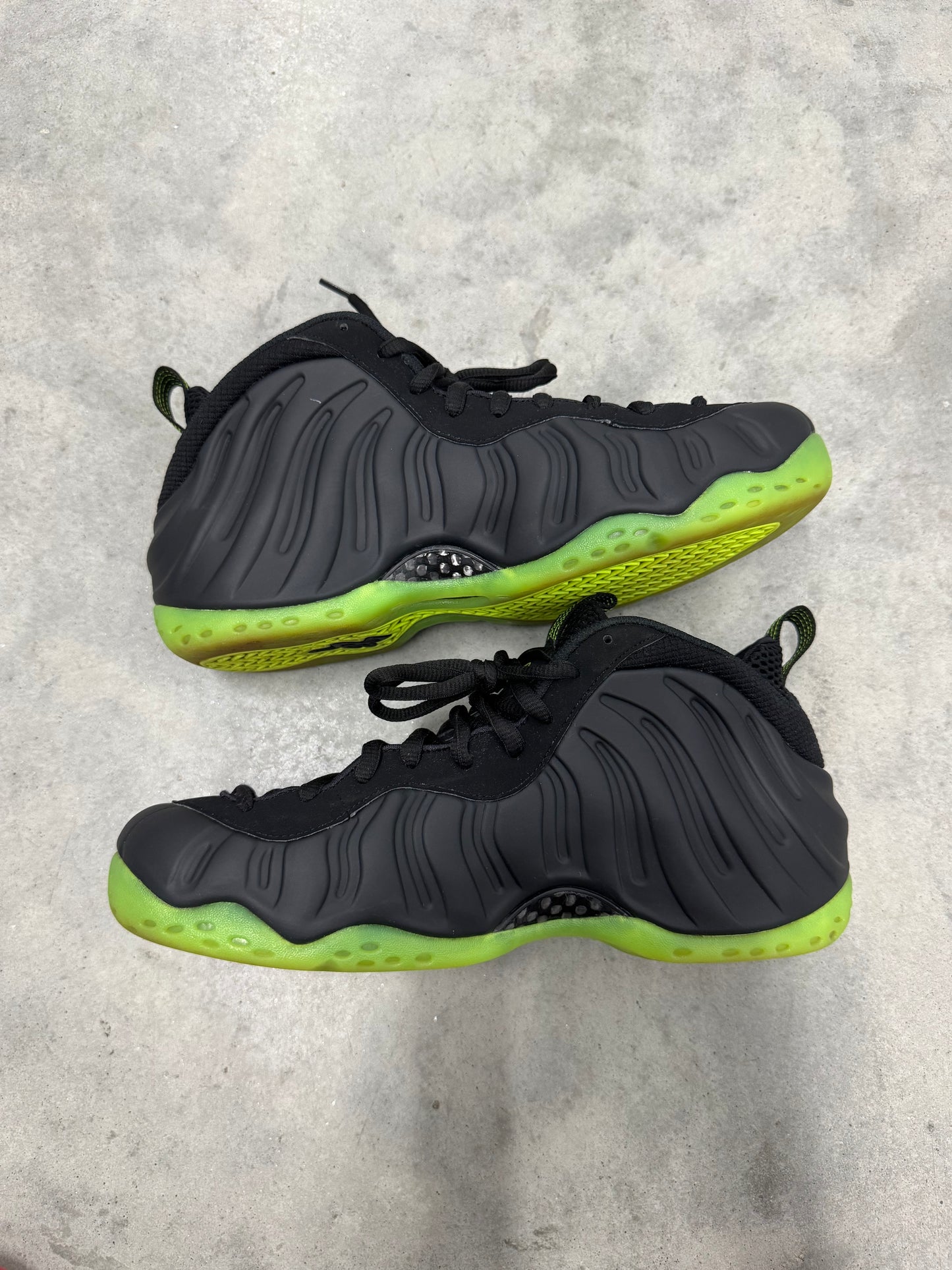 AIR FOAMPOSITE ONE “ Black Volt “