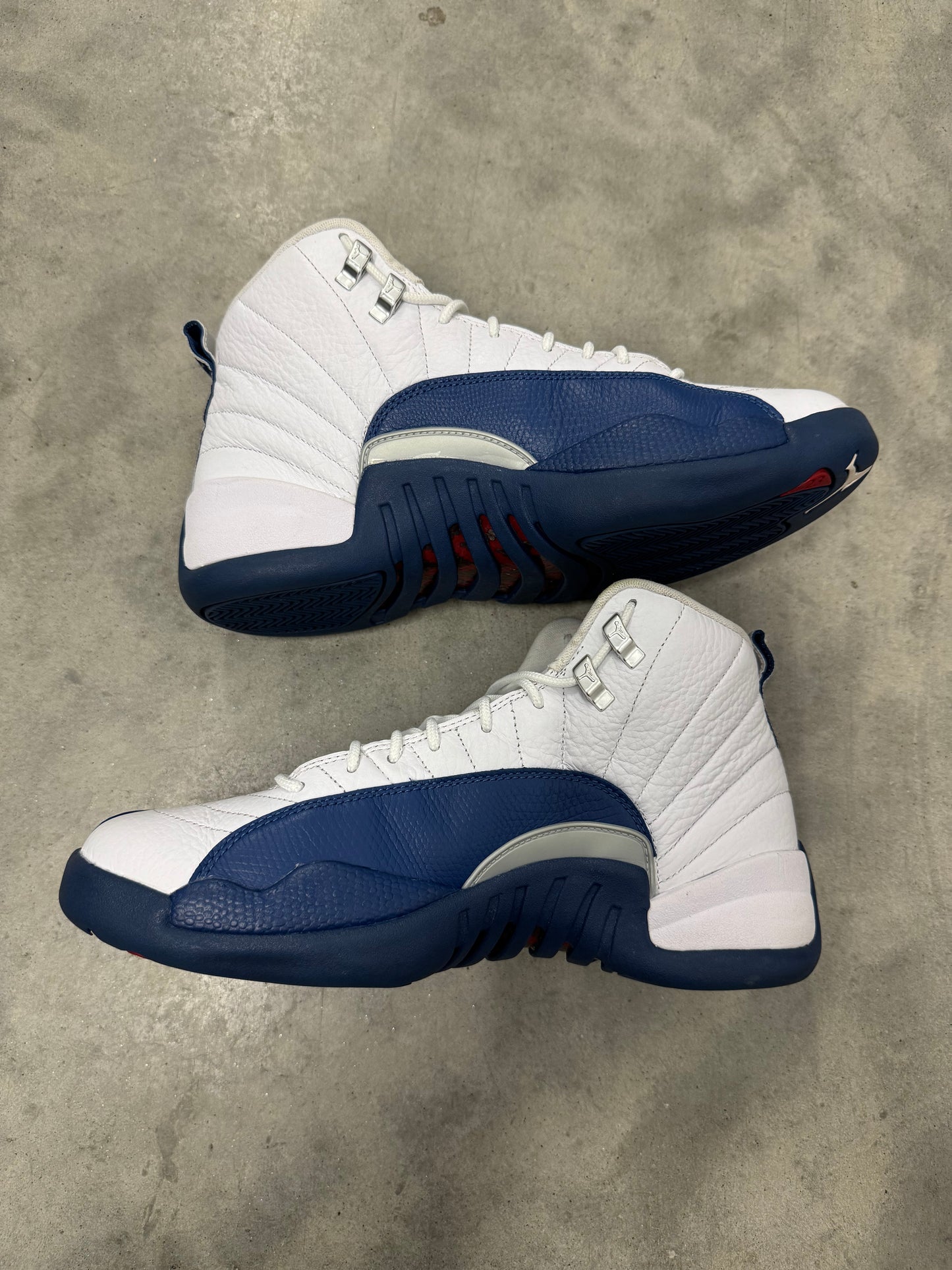 JORDAN 12 “ French Blue “ ( 2016 )