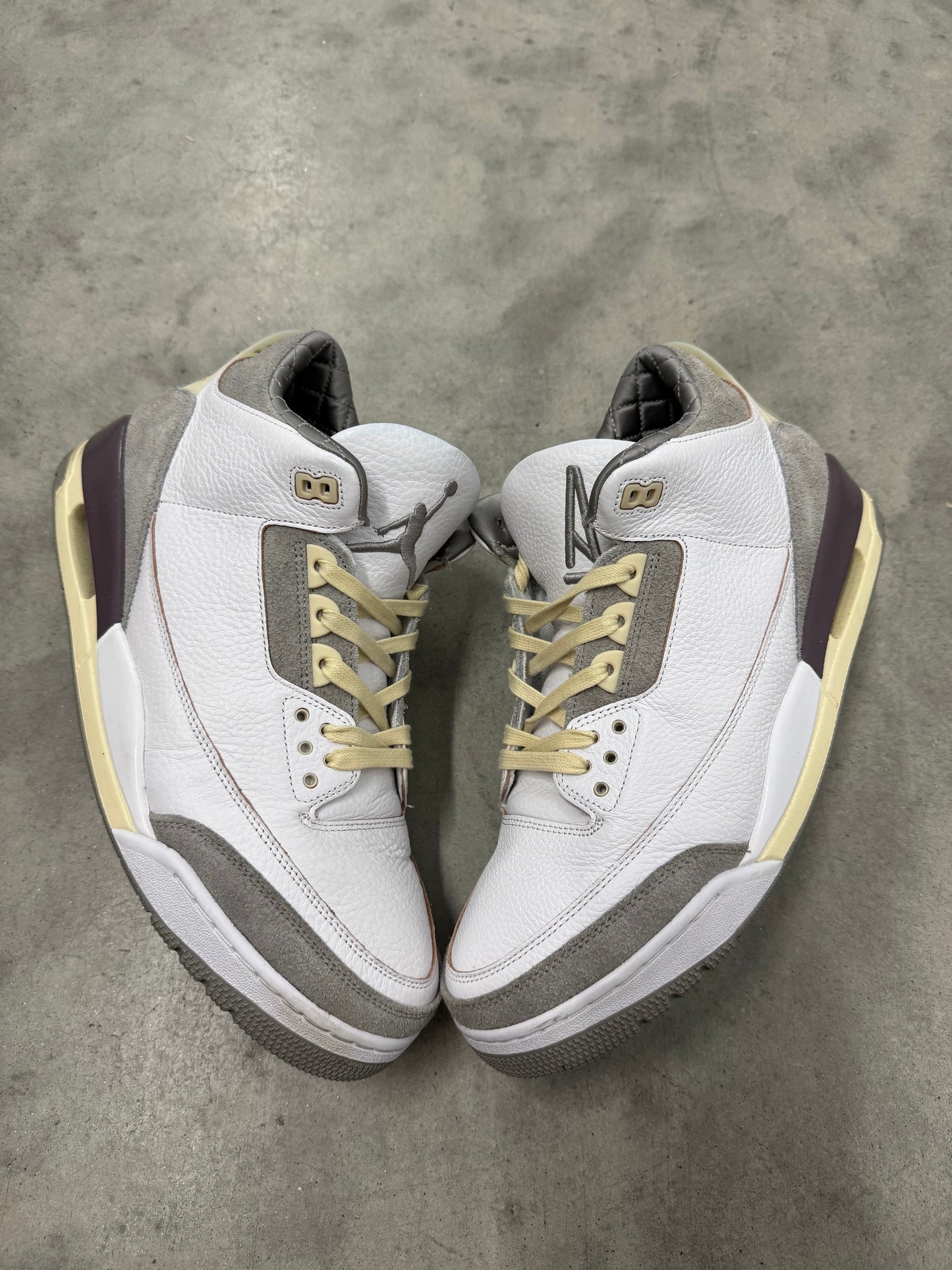 A MA MANIÉRE JORDAN 3 “ Raised By Women “
