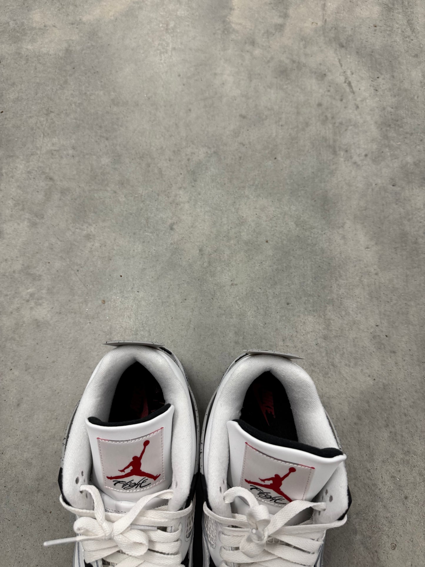 JORDAN 4 “ White Cement “ ( 2025 )