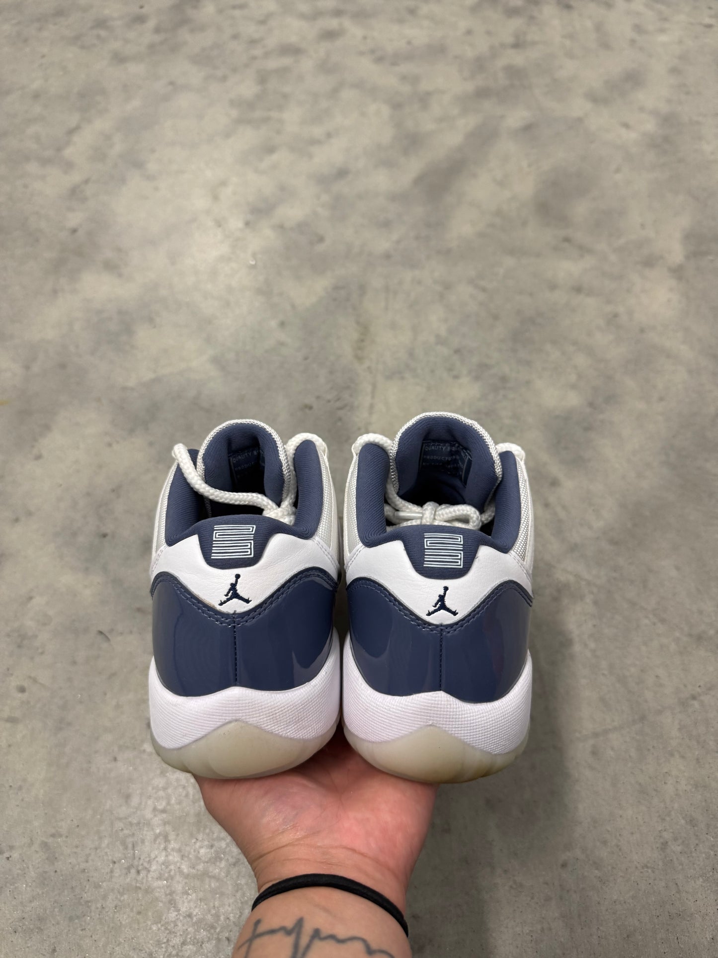 JORDAN 11 LOW “ Diffused Blue “