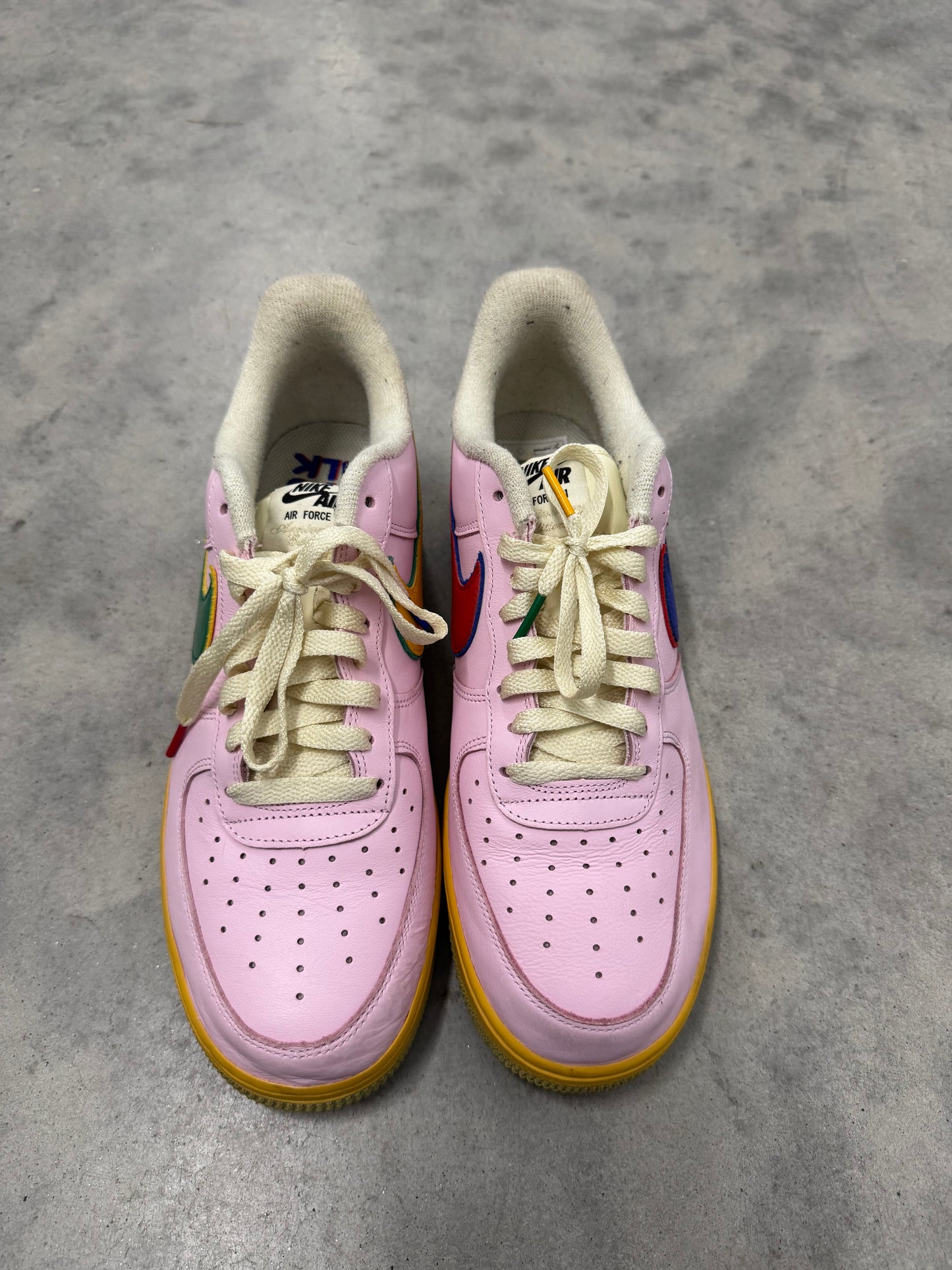 NIKE AIR FORCE LOW ‘07 “ Feel Free Let’s Talk “