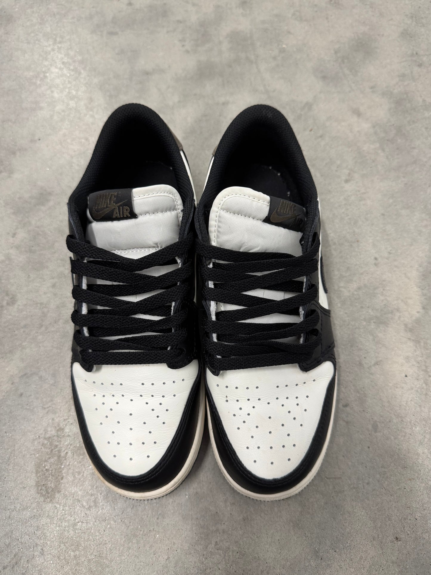 JORDAN 1 LOW “ Mocha “