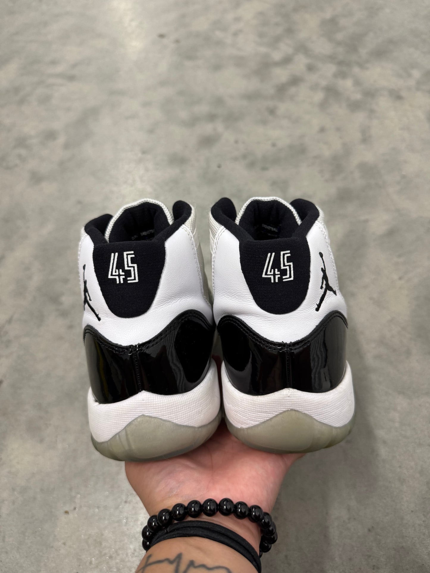 JORDAN 11 “ Concord “