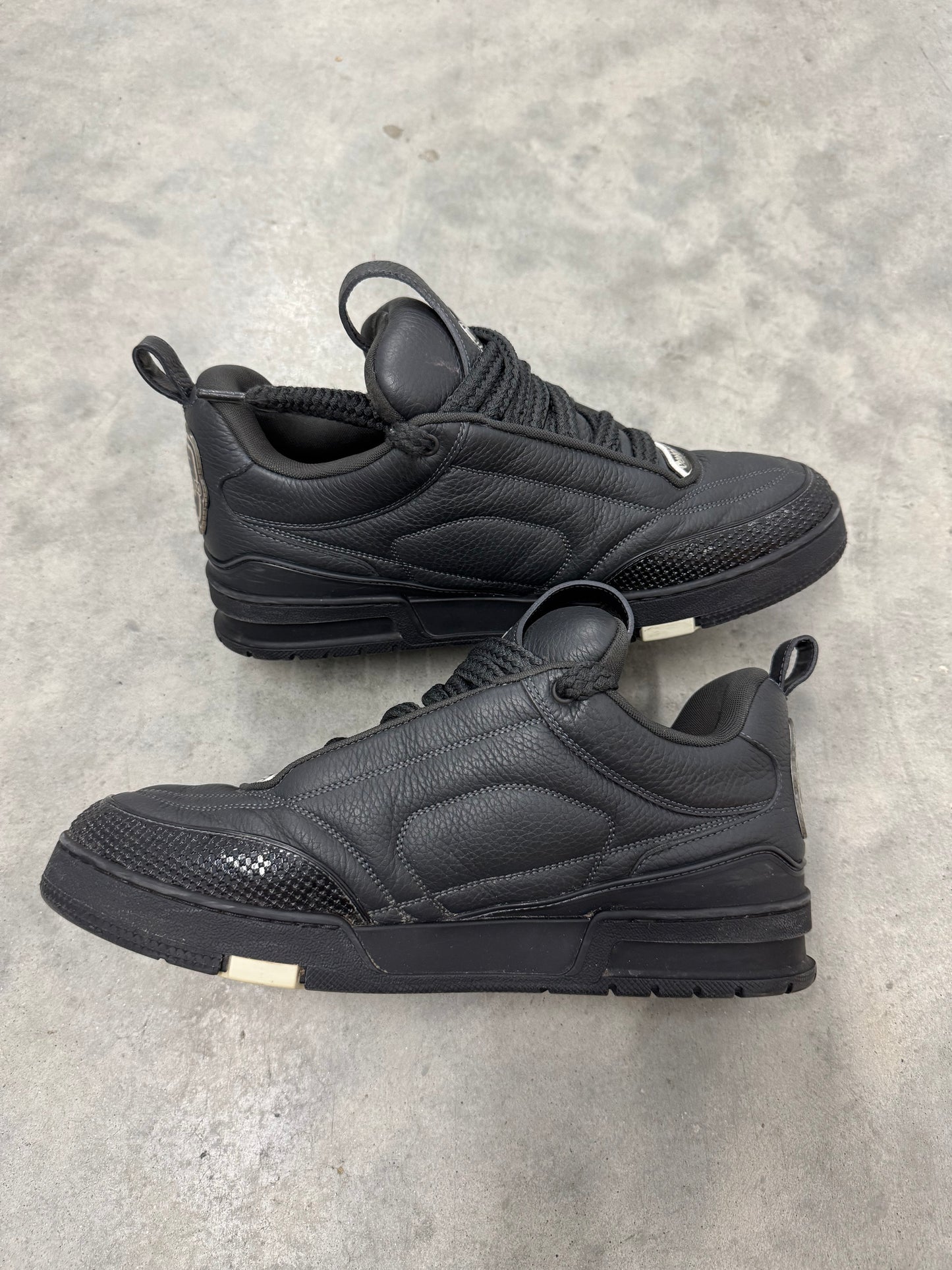 LOUIS VUITTON SKATE SNEAKER “ Oversized Flower - Black “