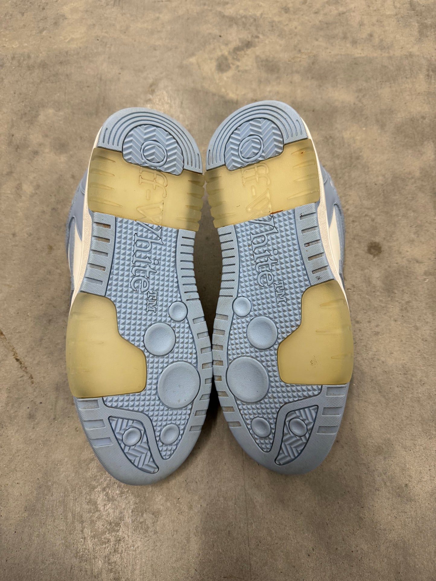 OFF-WHITE OUT OF OFFICE LOW “ Light Blue “