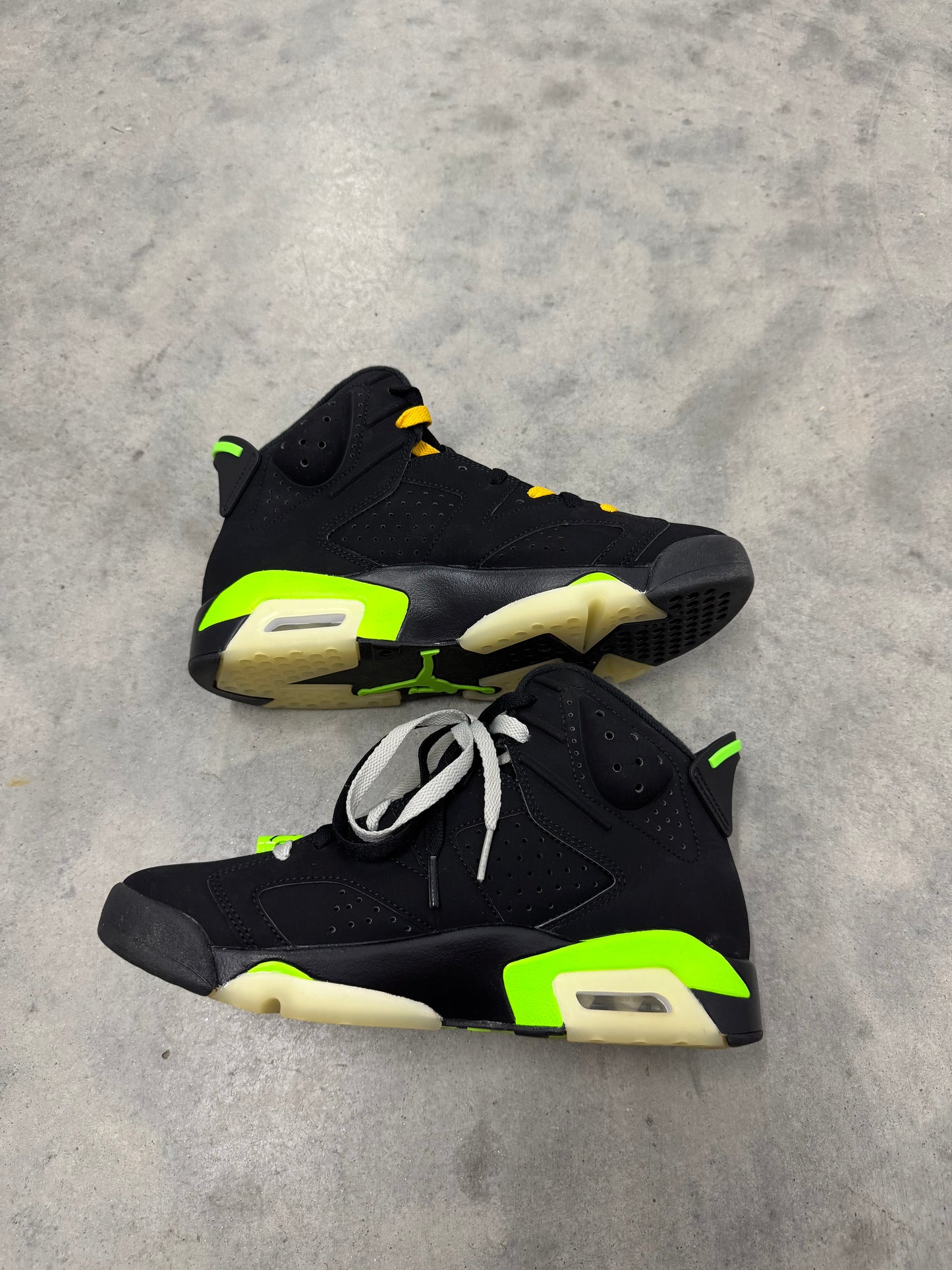 JORDAN 6 “ Electric Green “