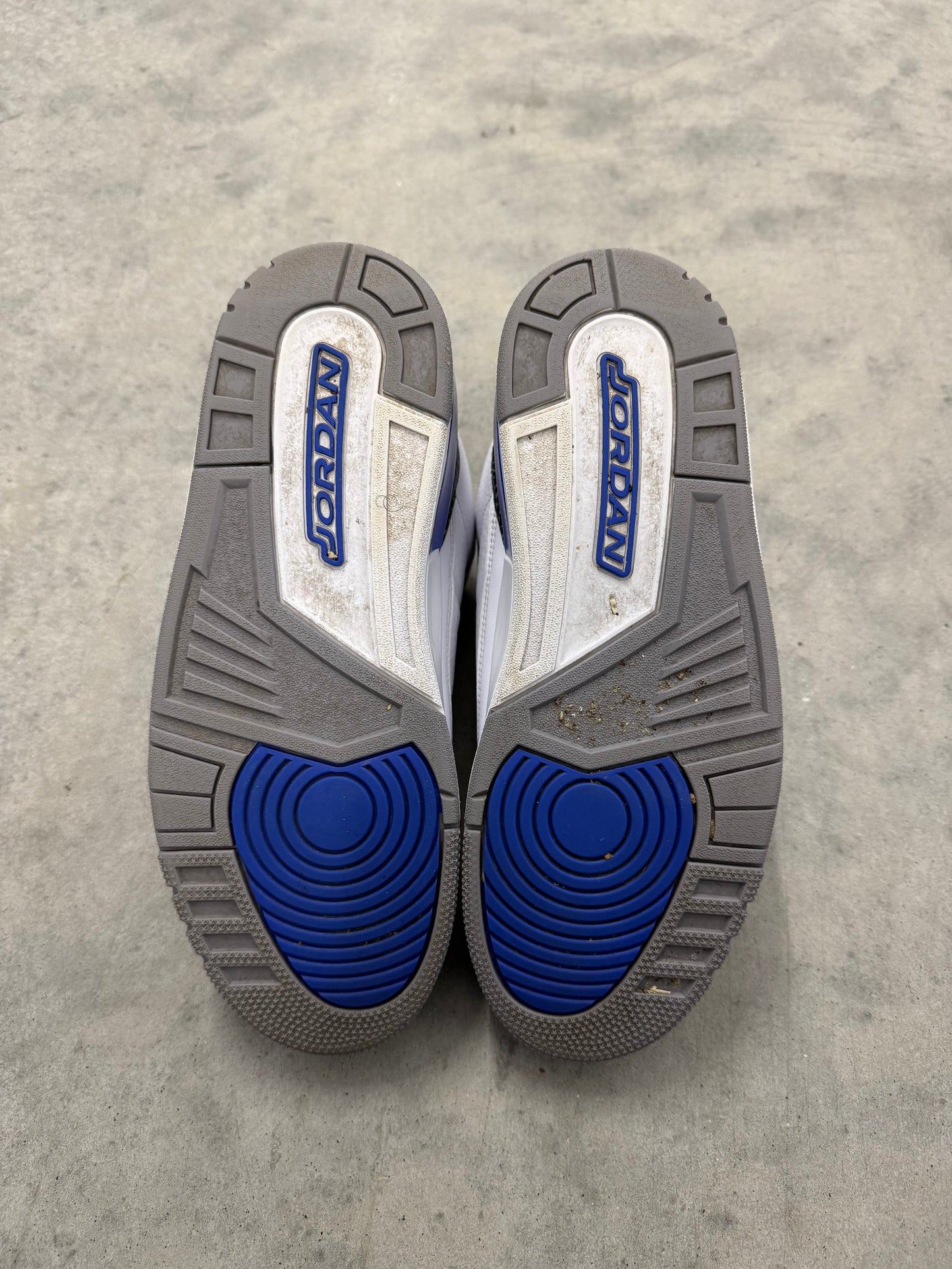 JORDAN 3 “ Racer Blue “