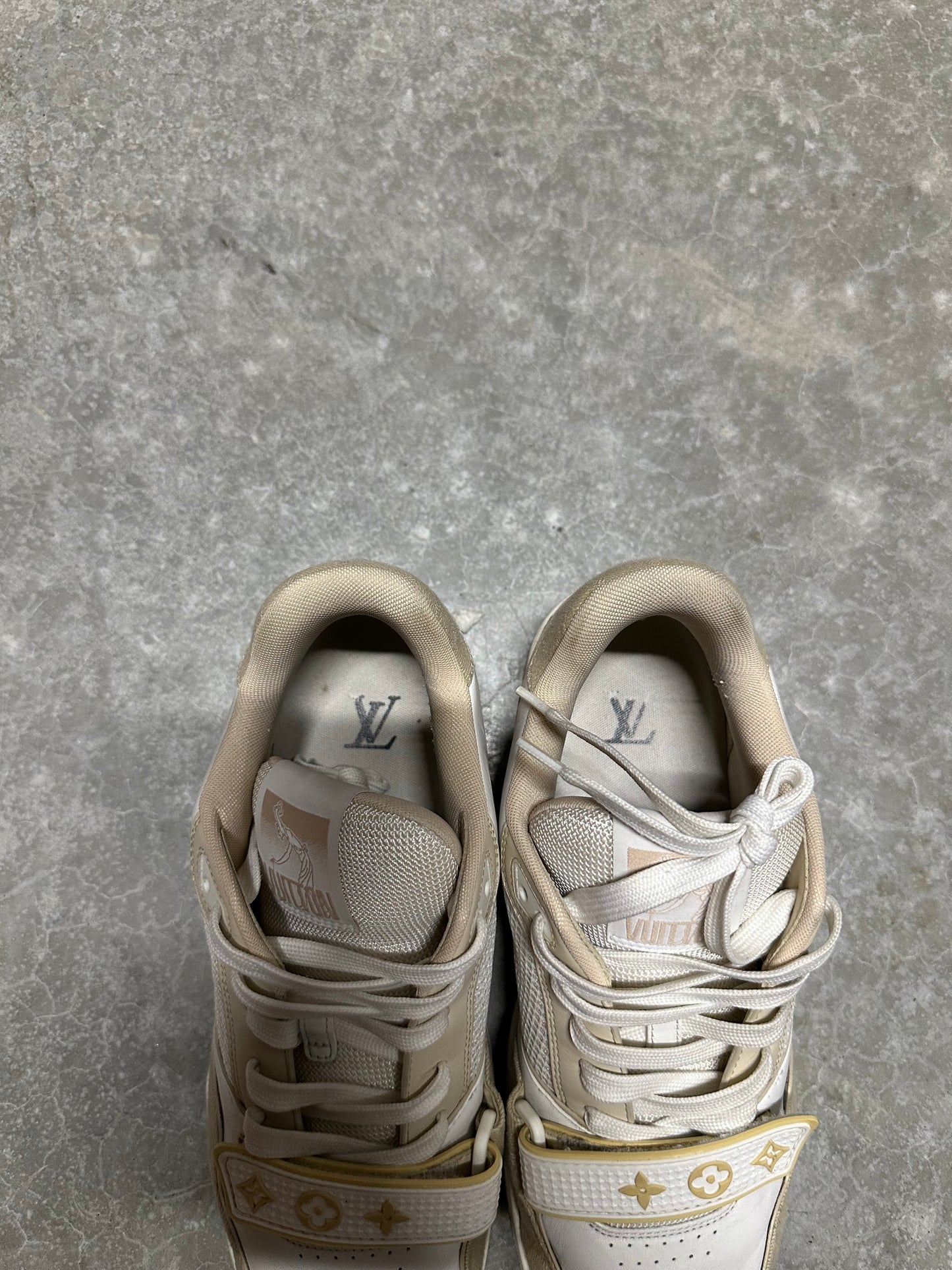 LOUIS VUITTON TRAINER “ beige monogram denim “