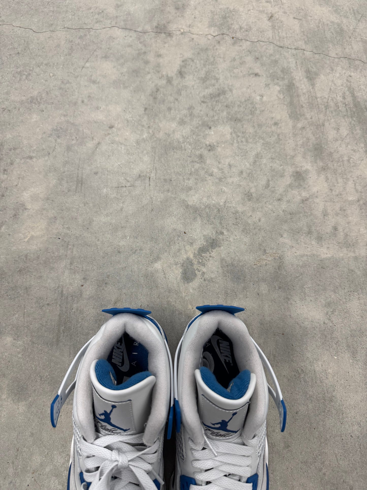 JORDAN 4 “ Military Blue “