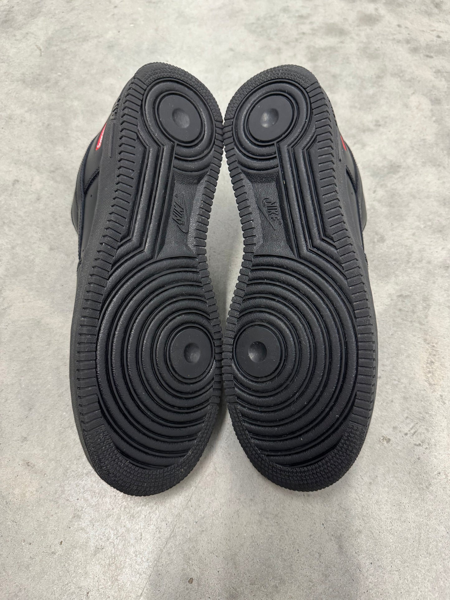 AIR FORCE SUPREME LOW “ Black “