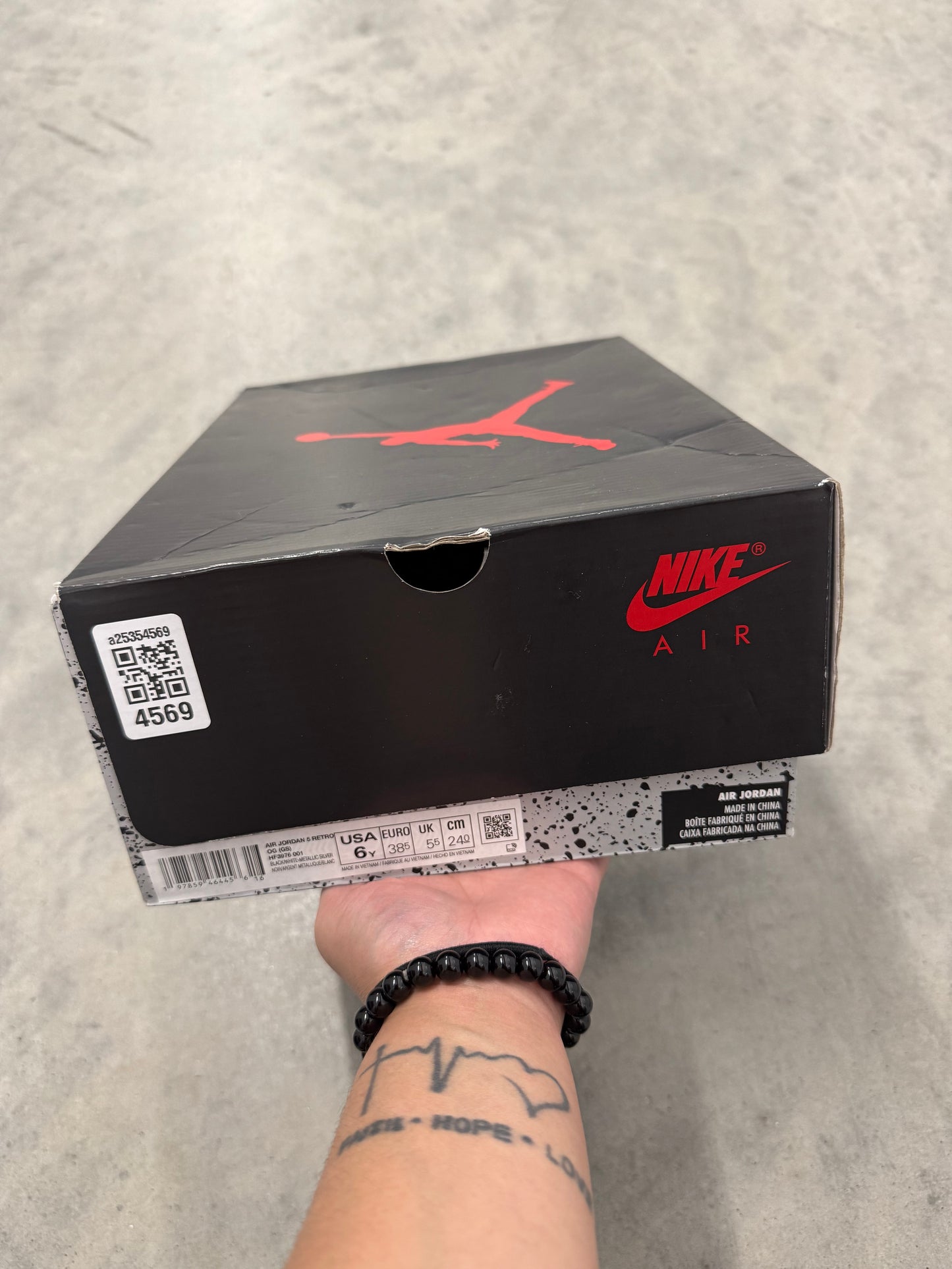 JORDAN 5 “ Black Metallic Reimagined “