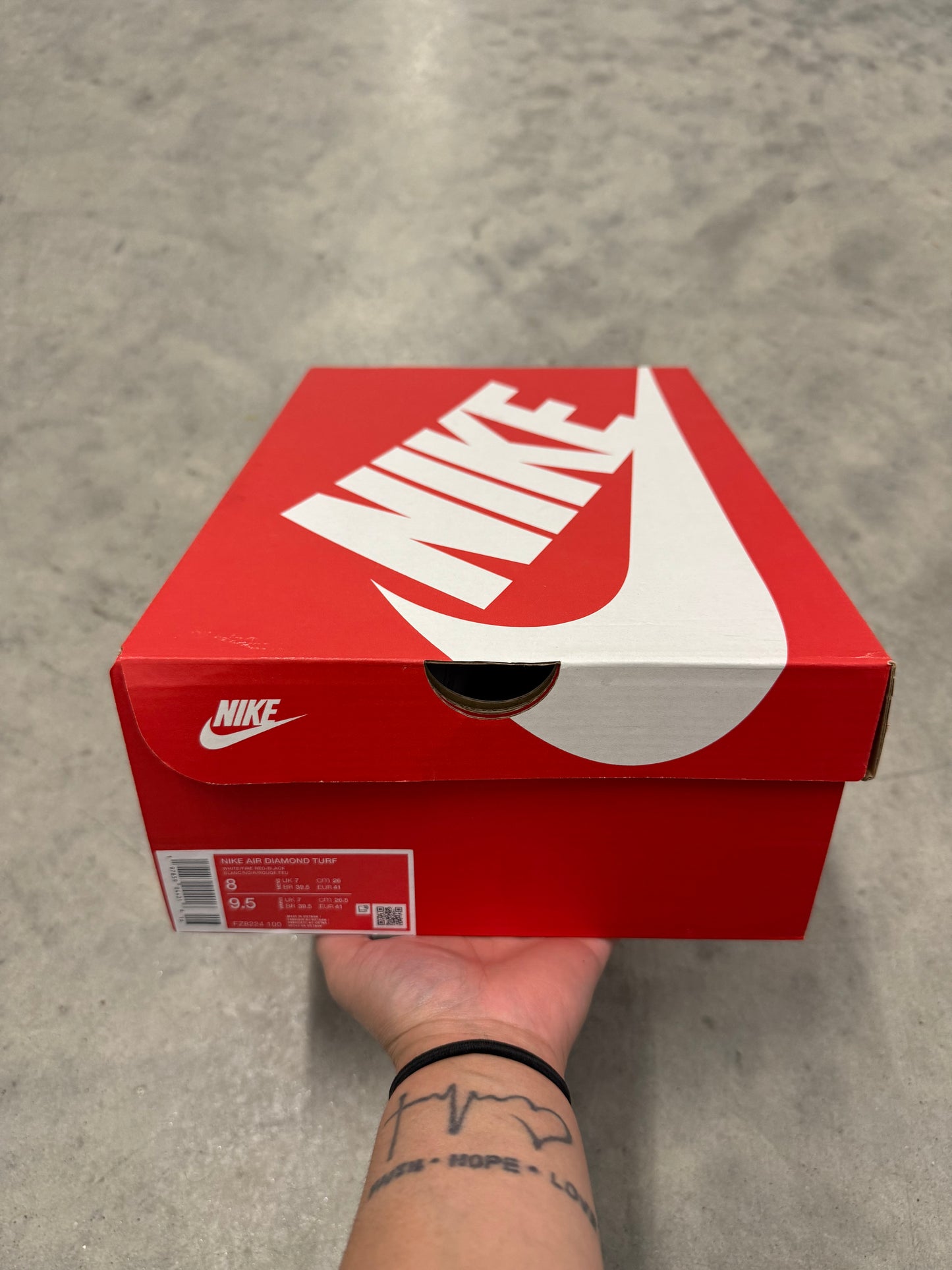 NIKE AIR DIAMOND TURF “ 49ers “