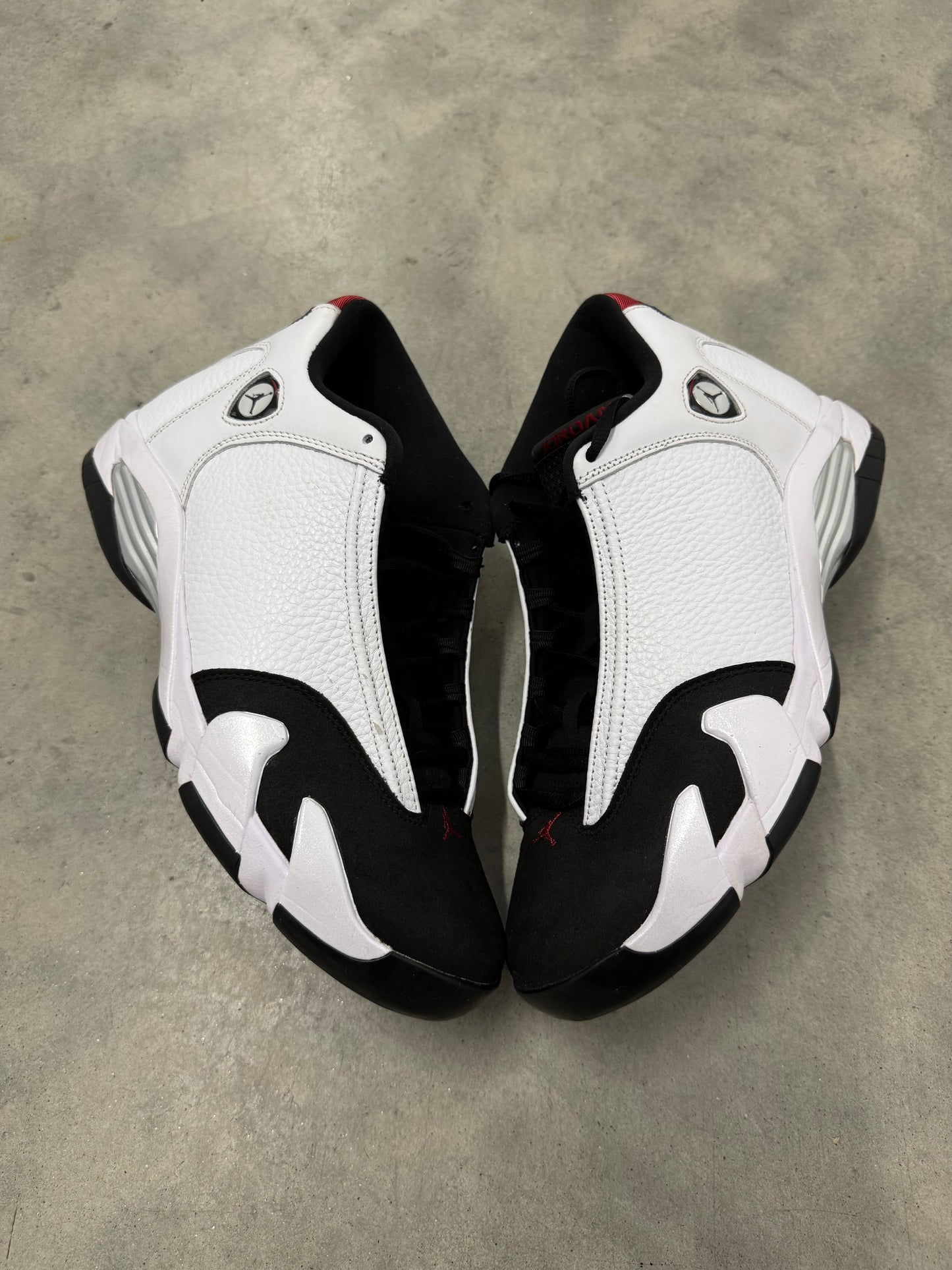JORDAN 14 “ Black Toe “