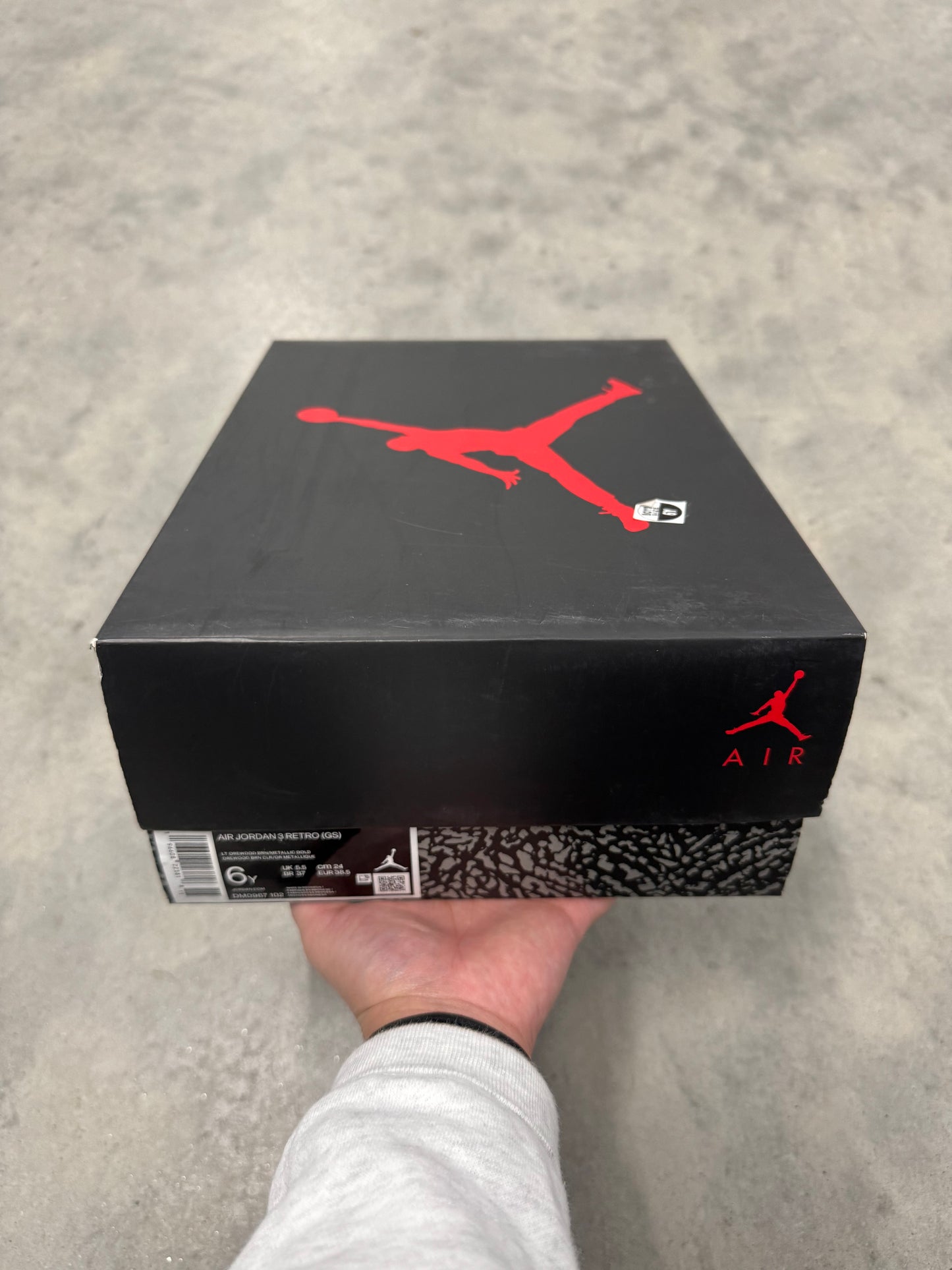 JORDAN 3 “ Palomino “
