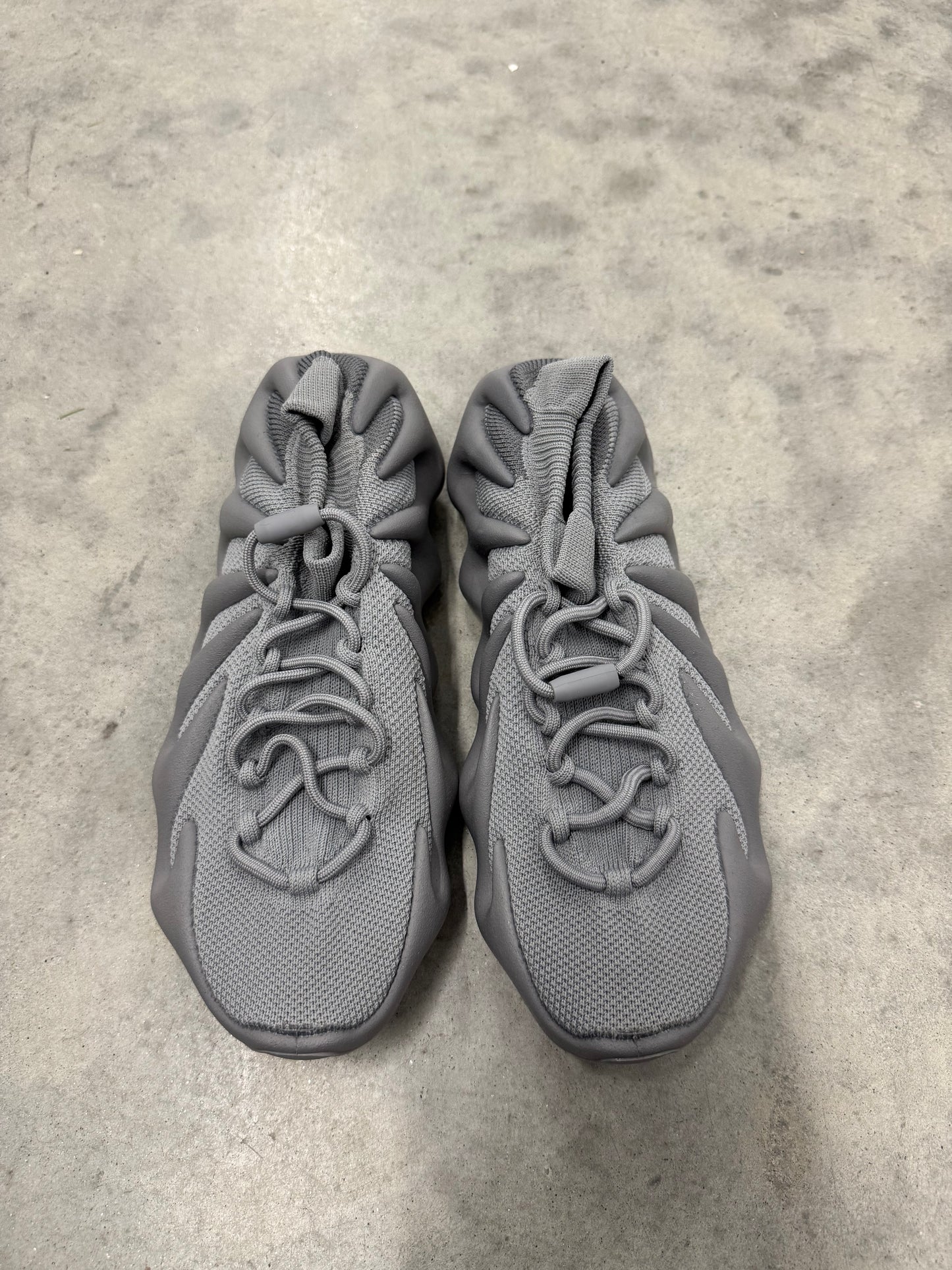 ADIDAS YEEZY 450 “ Stone Grey “