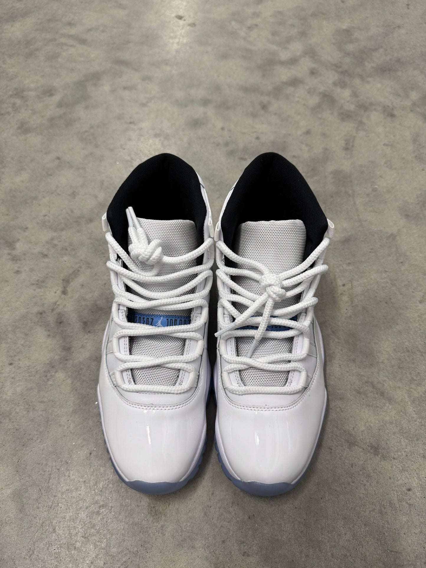 JORDAN 11 “ Legend Blue “