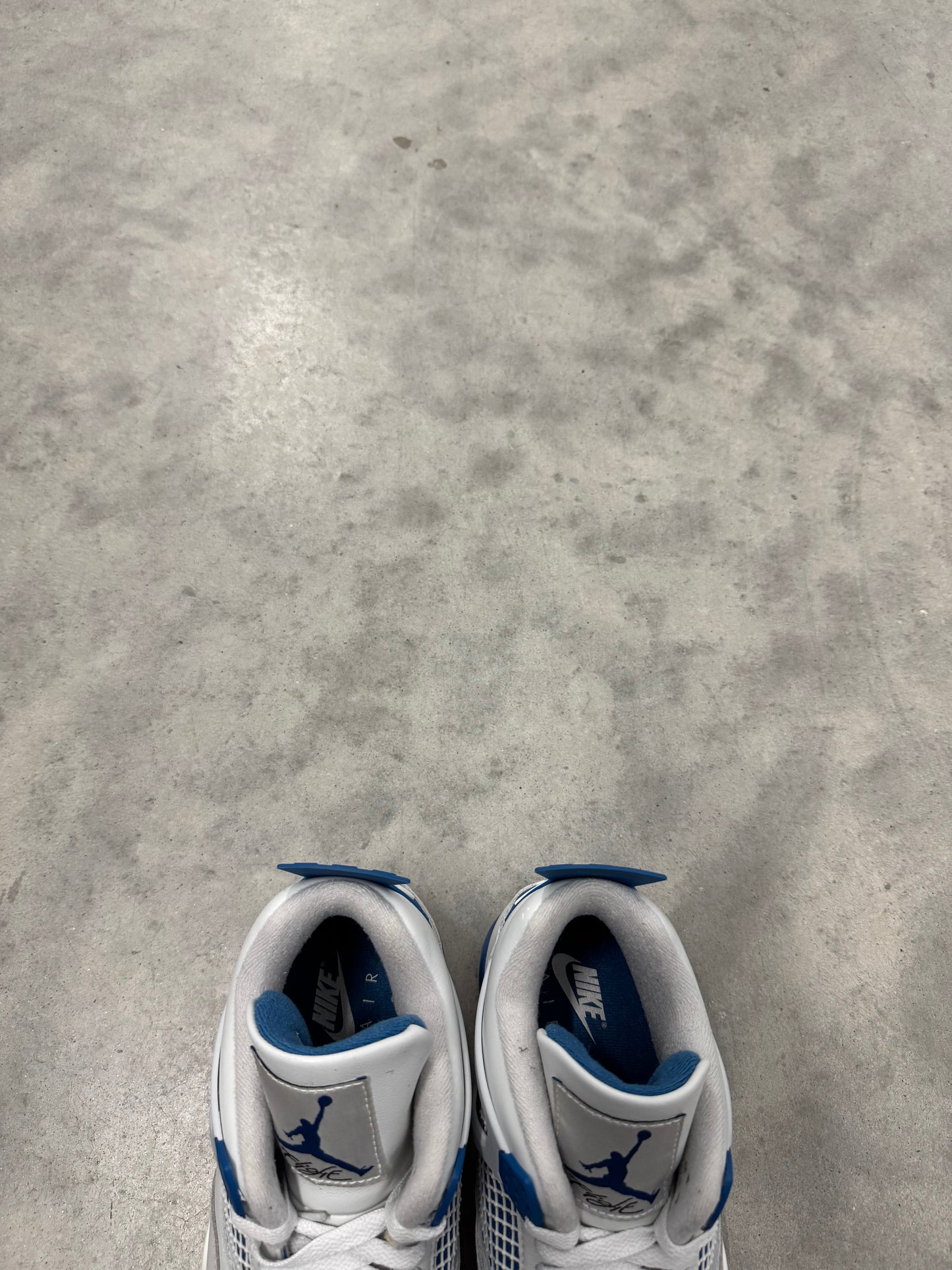 JORDAN 4 “ Military Blue “
