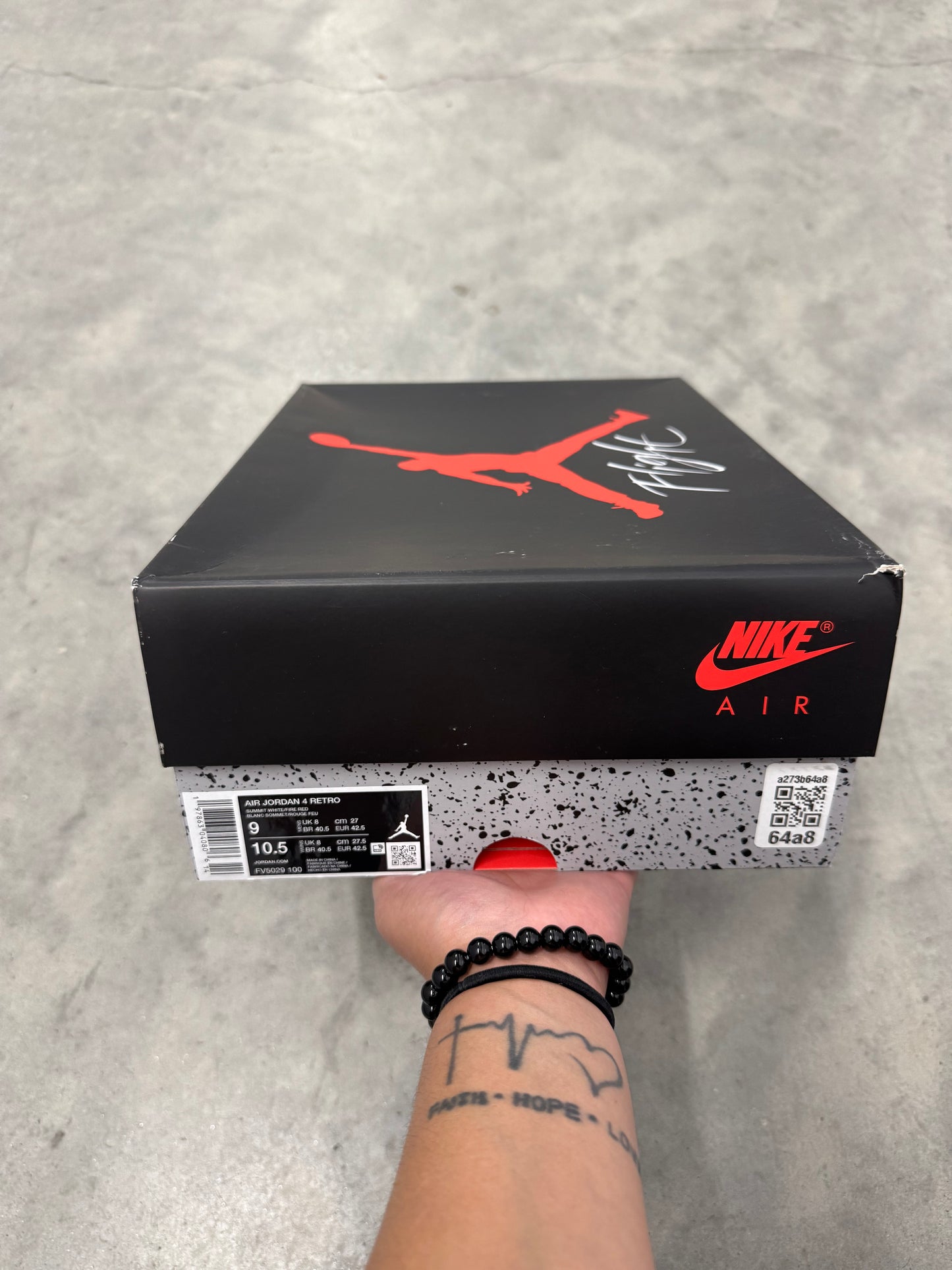 JORDAN 4 “ White Cement “ ( 2025 )