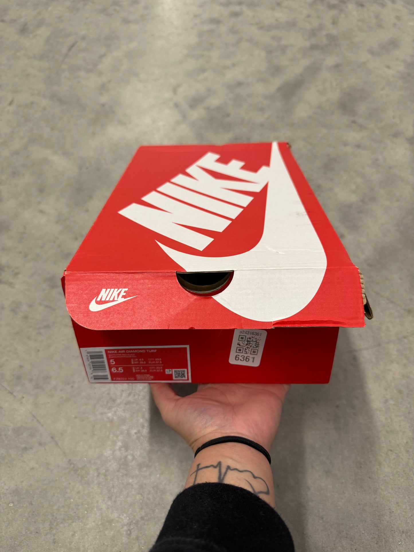 NIKE AIR DIAMOND TURF “ 49ers “