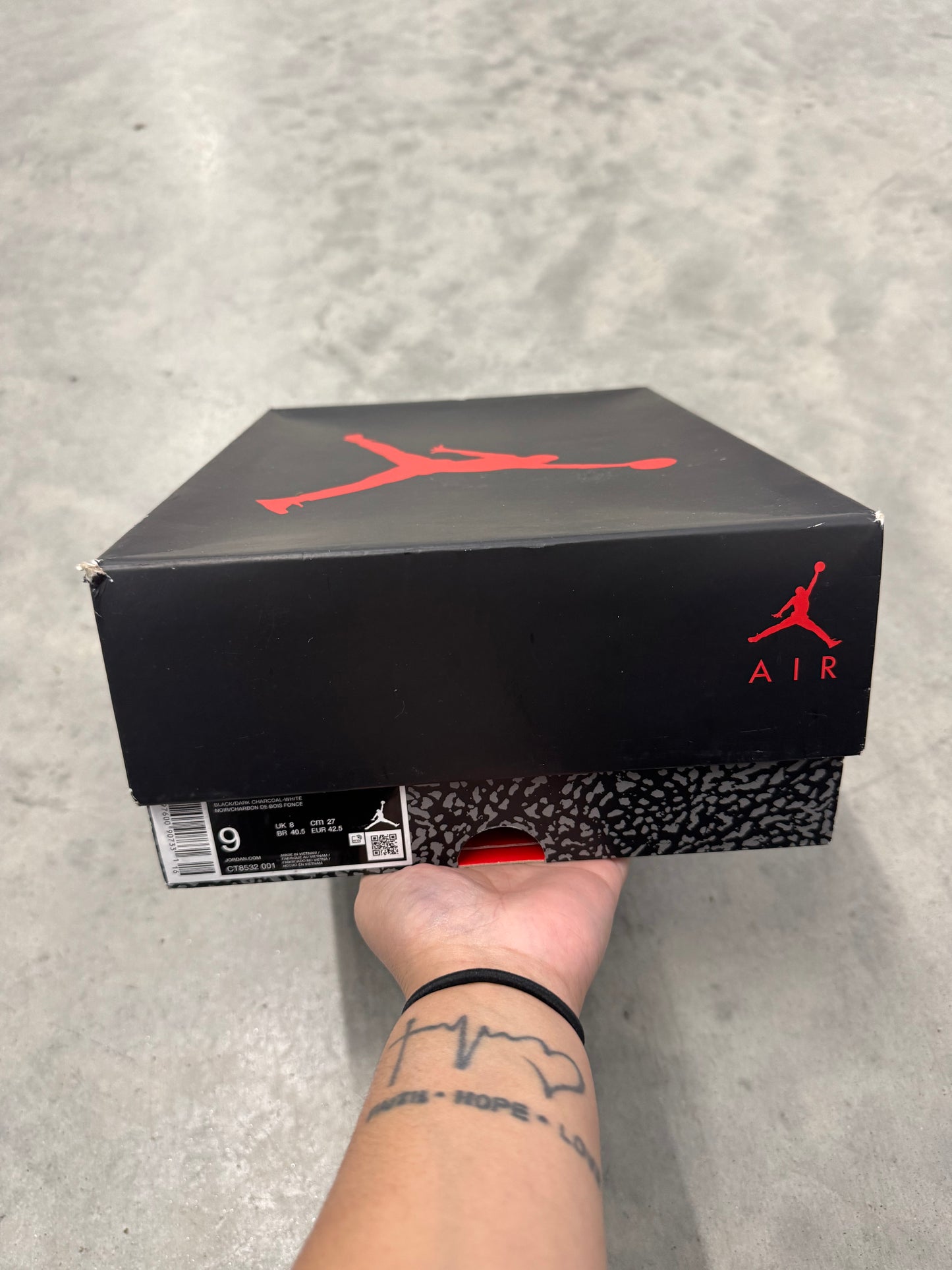 JORDAN 3 “ Black Cat “
