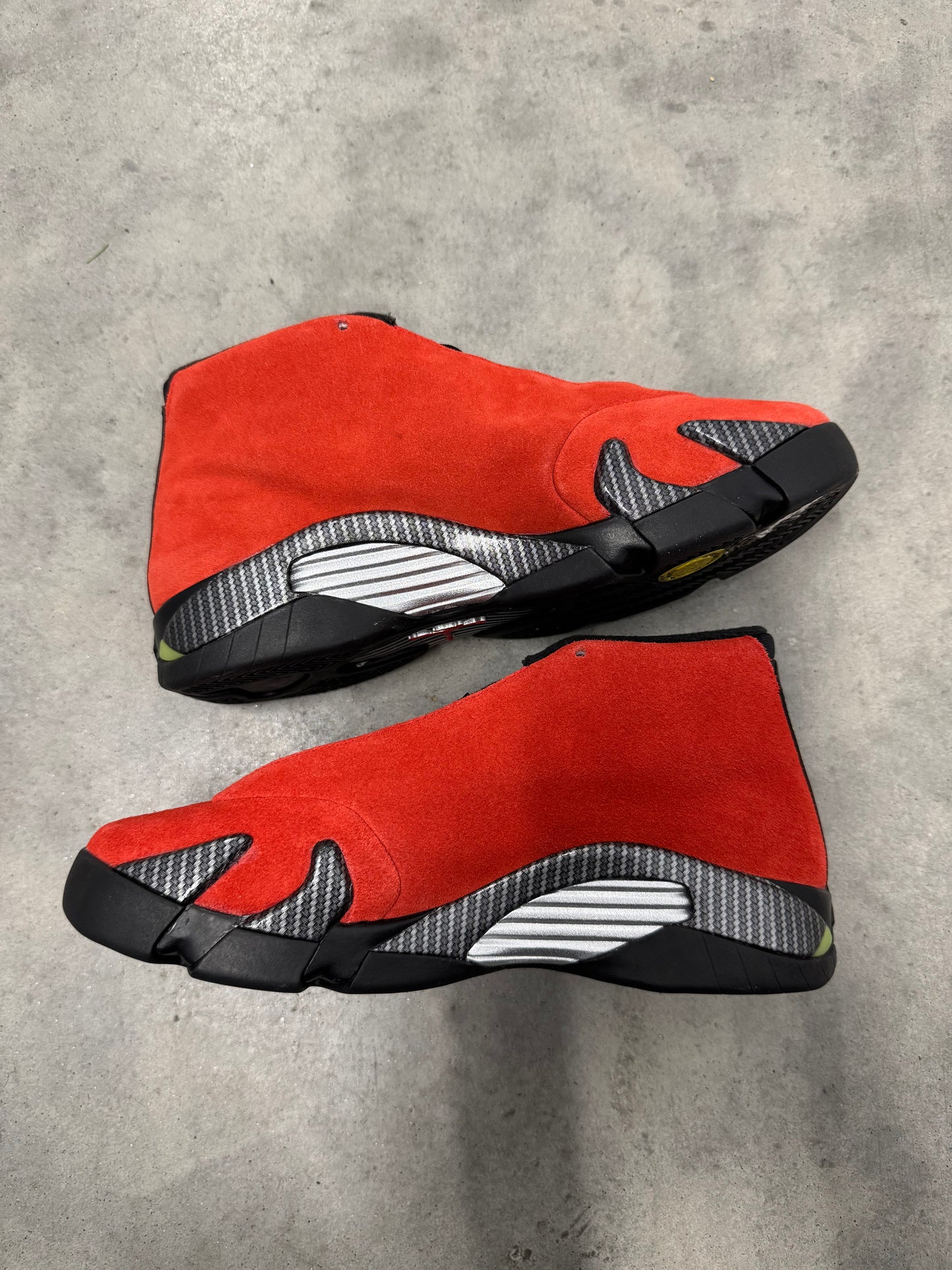 JORDAN 14 “ Ferrari “