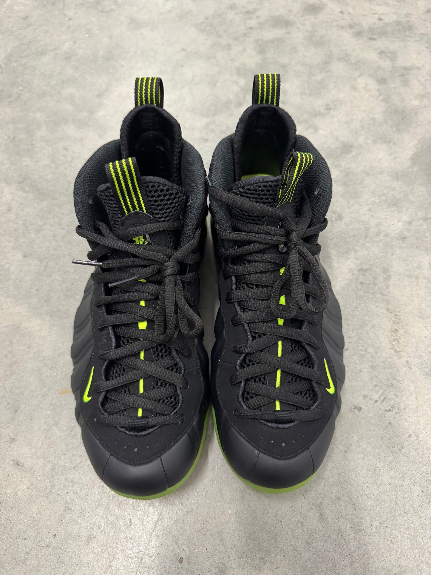 AIR FOAMPOSITE ONE “ Black Volt “