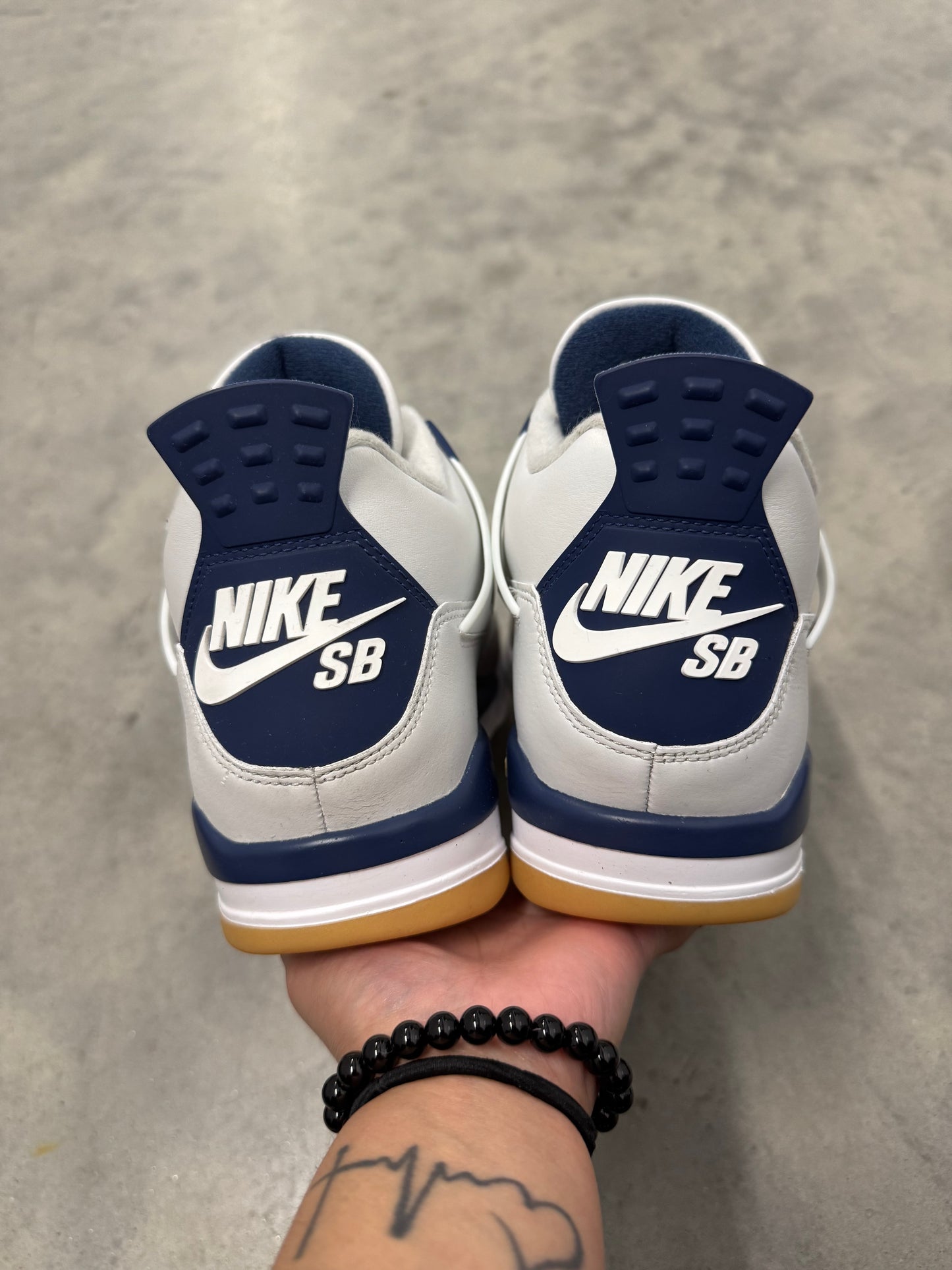 NIKE SB JORDAN 4 “ Navy “
