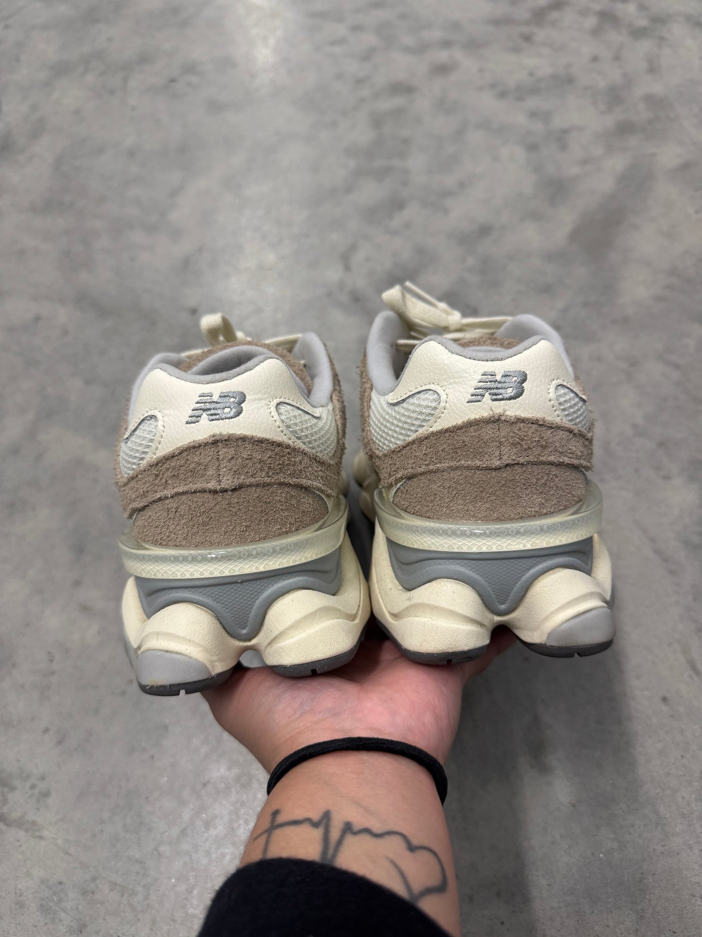 NEW BALANCE 9060 “ Driftwood “