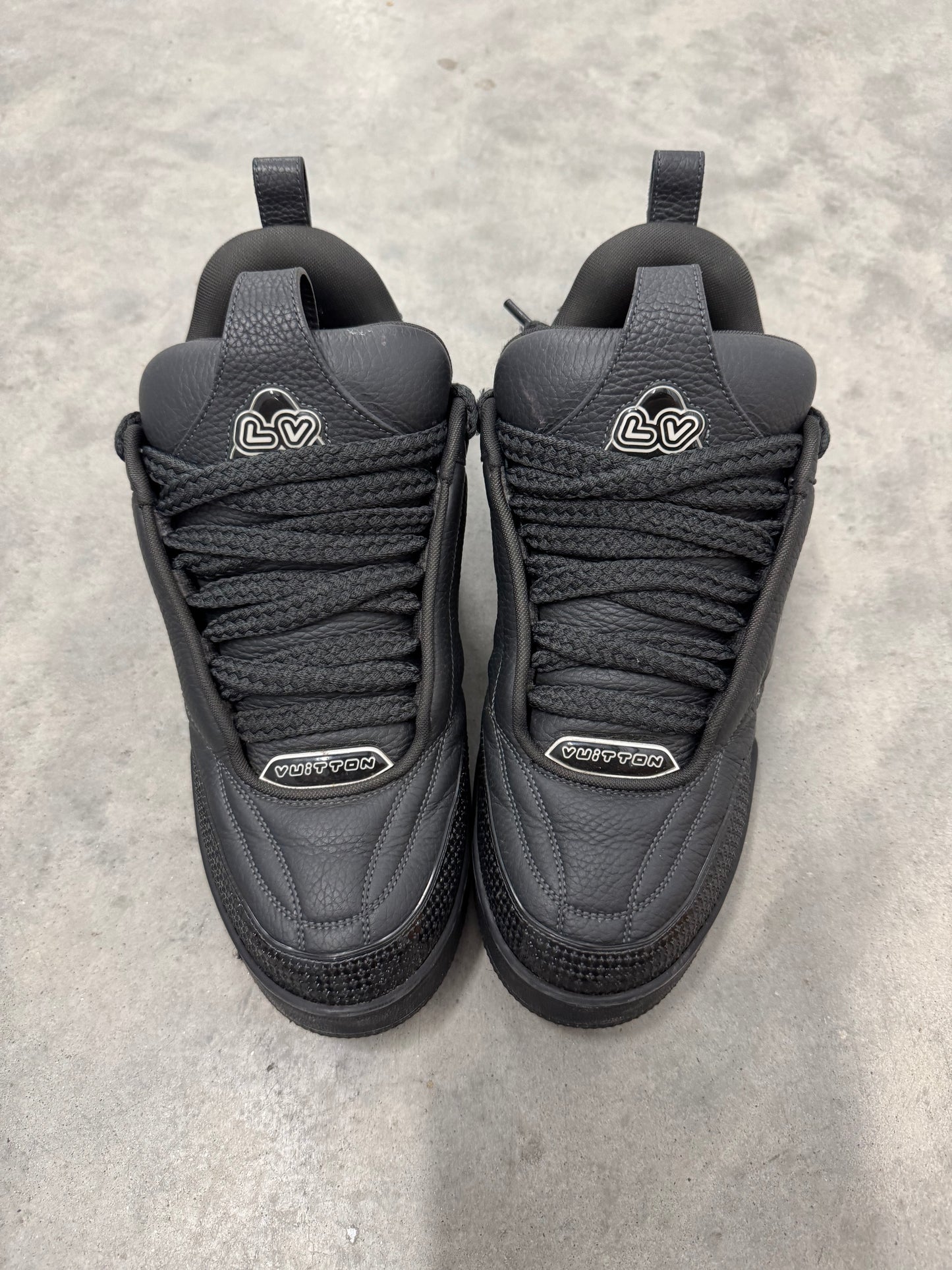 LOUIS VUITTON SKATE SNEAKER “ Oversized Flower - Black “