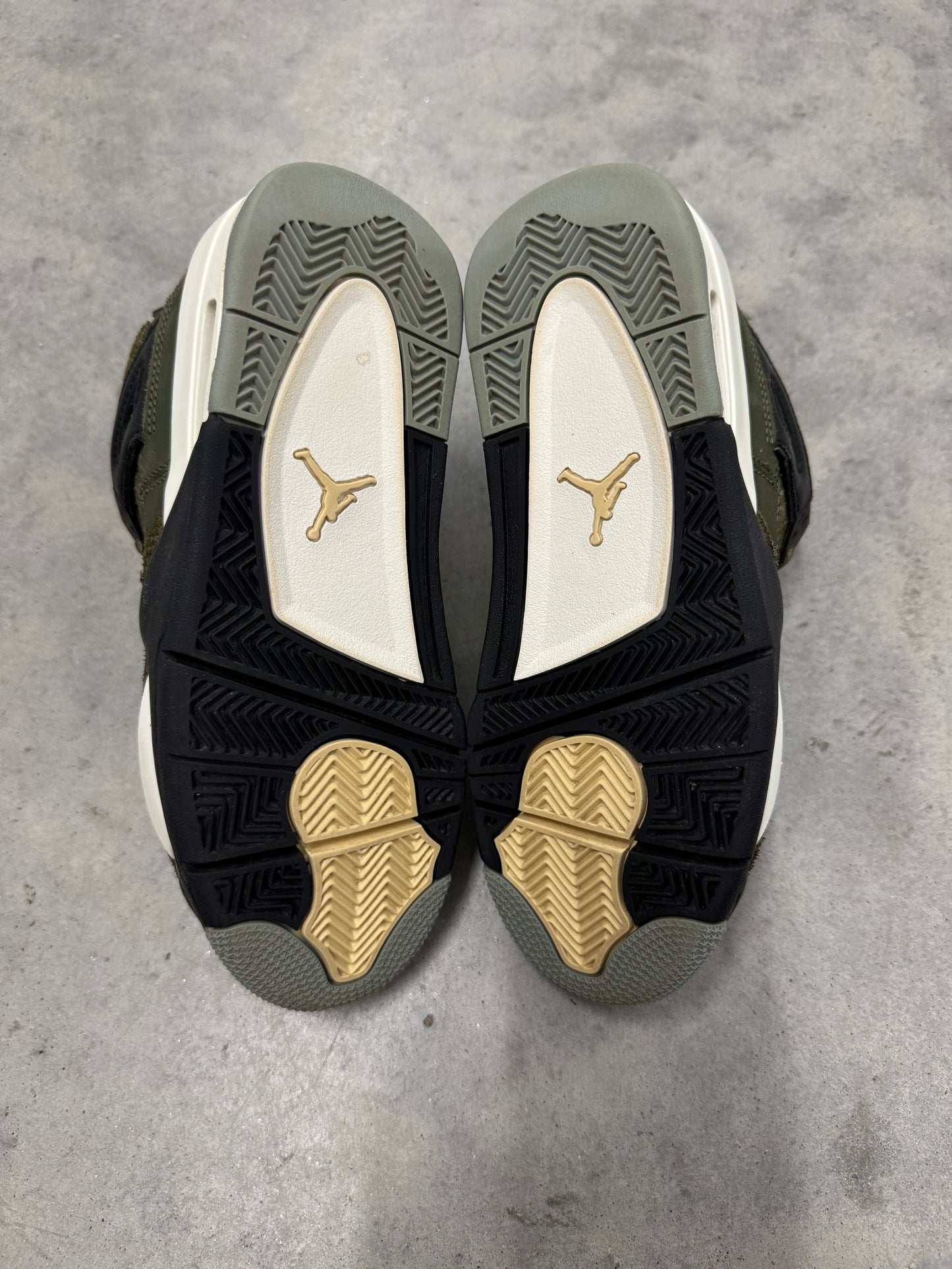 JORDAN 4 CRAFT “ Olive “
