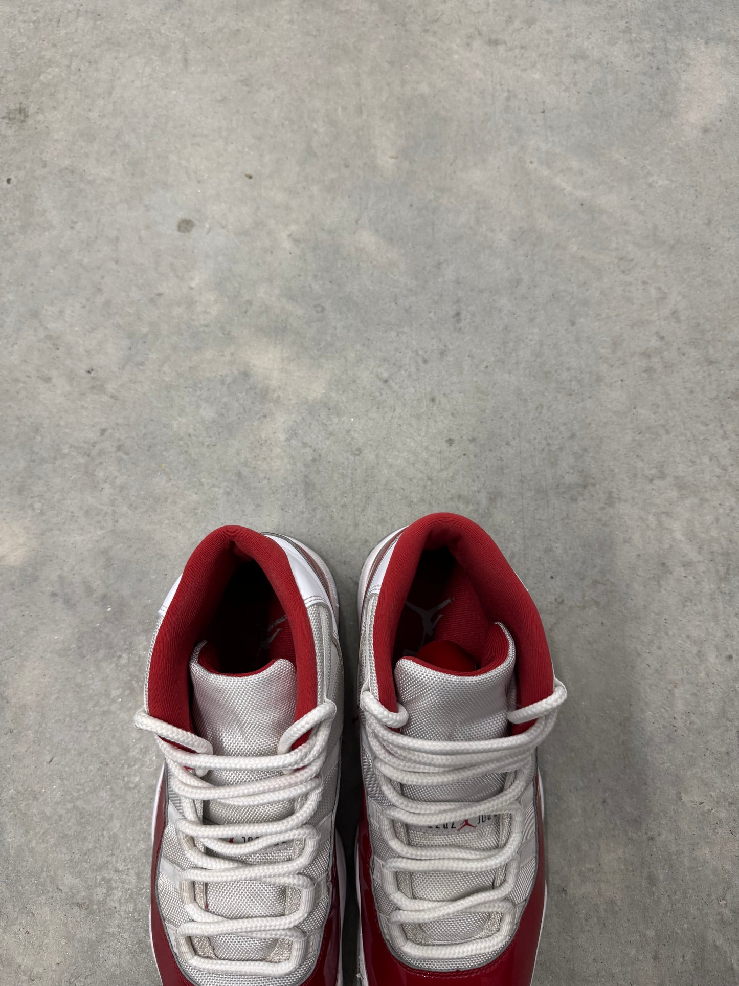 JORDAN 11 “ Cherry “