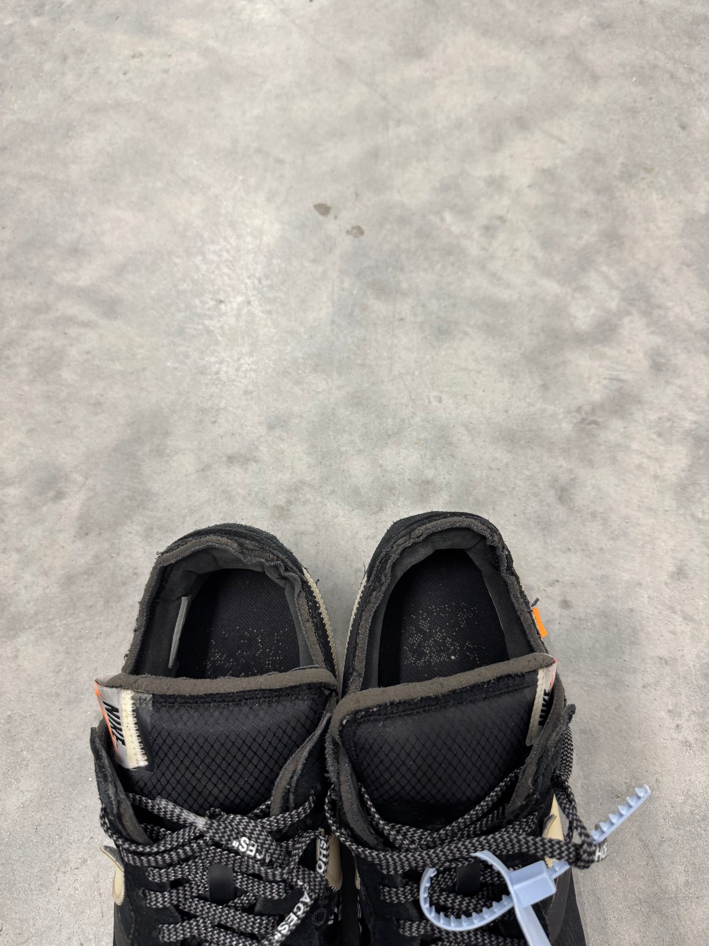 OFF-WHITE AIR FORCE 1 LOW “ Black “