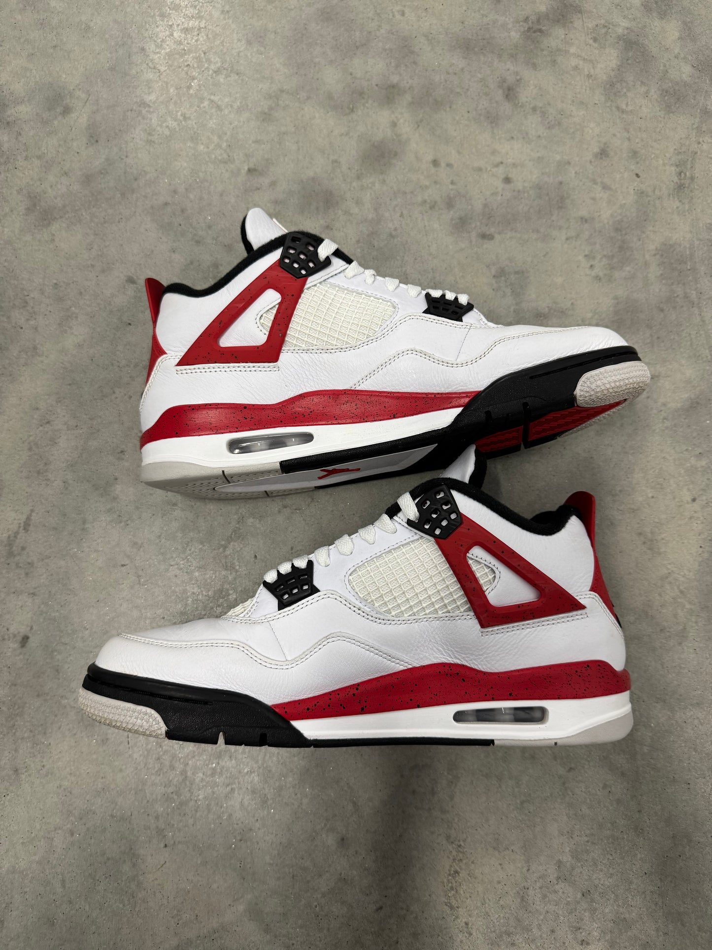JORDAN 4 “ Red Cement “