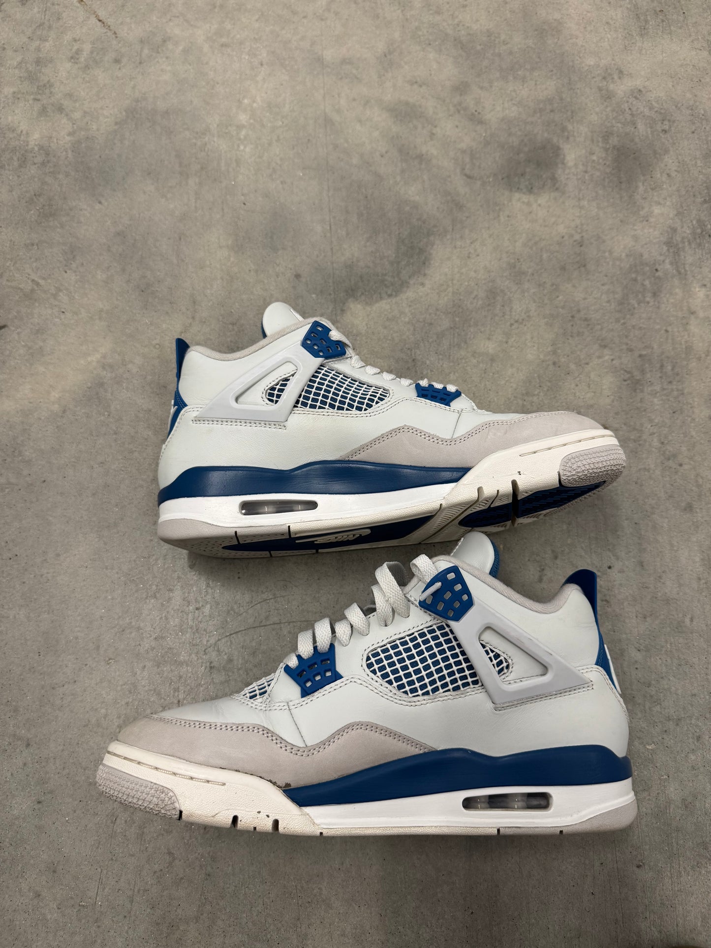 JORDAN 4 “ Military Blue “