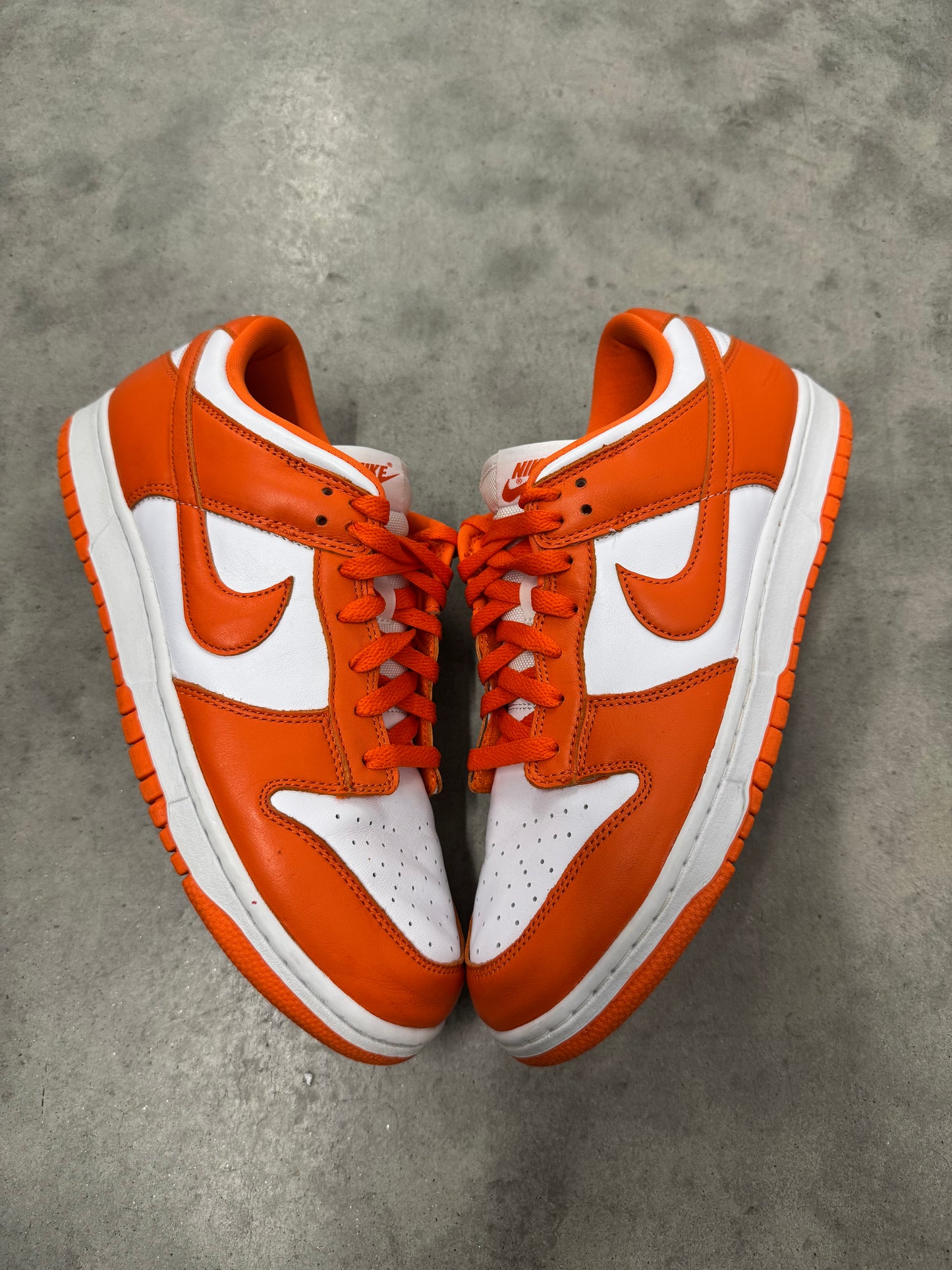 NIKE DUNK LOW SP “ Syracuse “