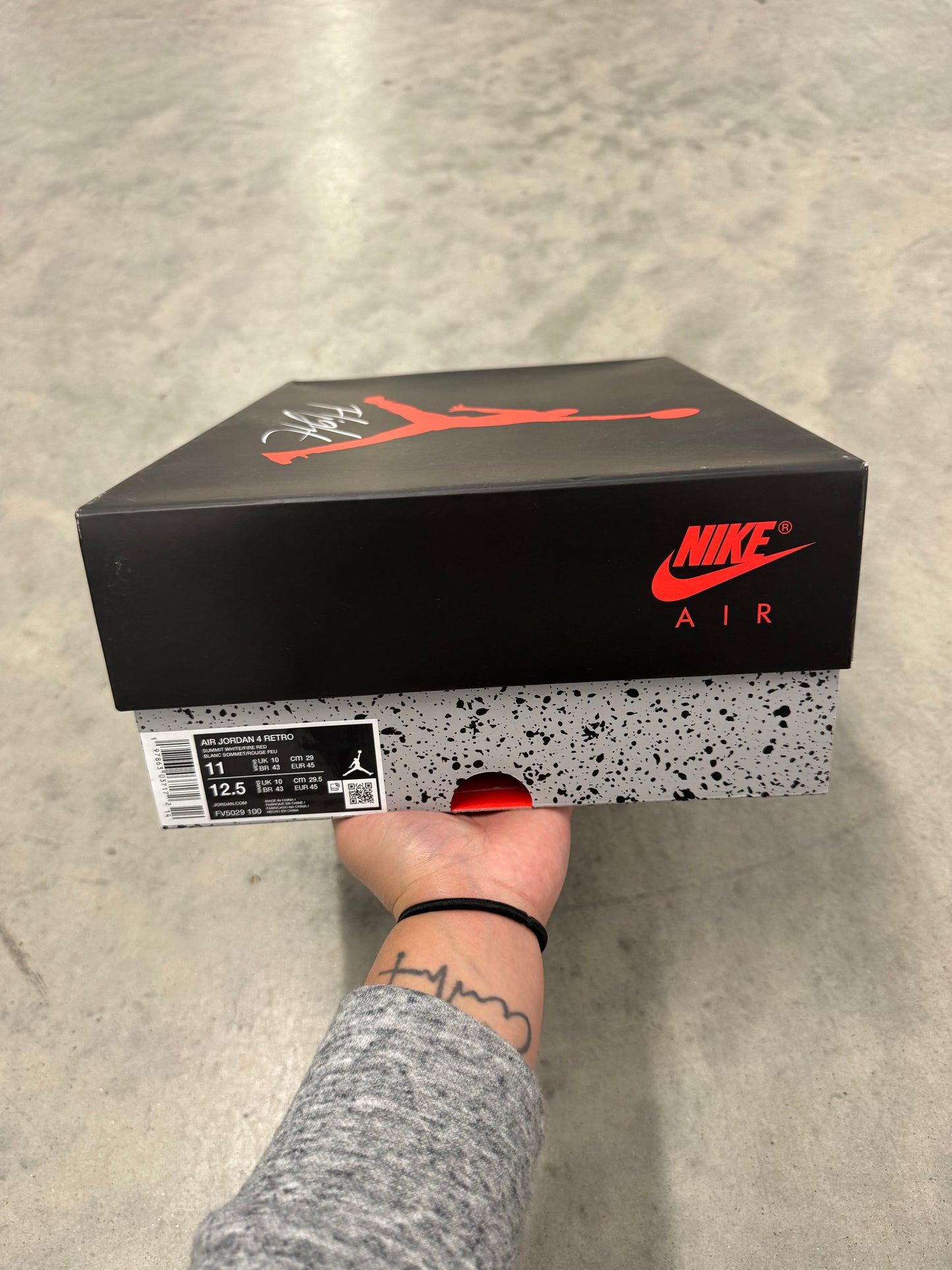 JORDAN 4 “ Red Thunder “