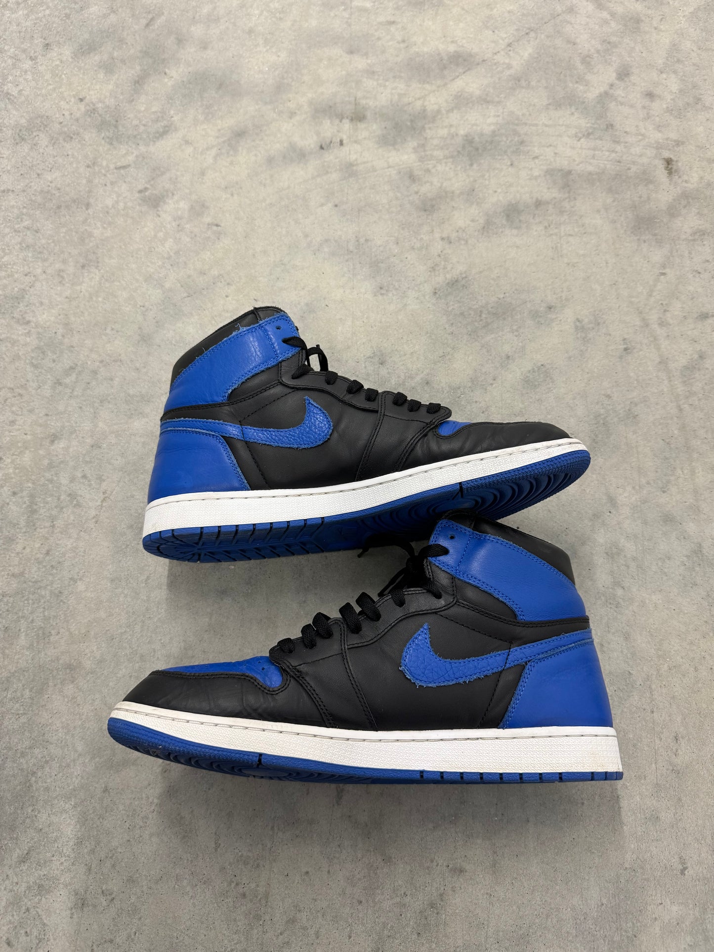 JORDAN 1 “ Royal “