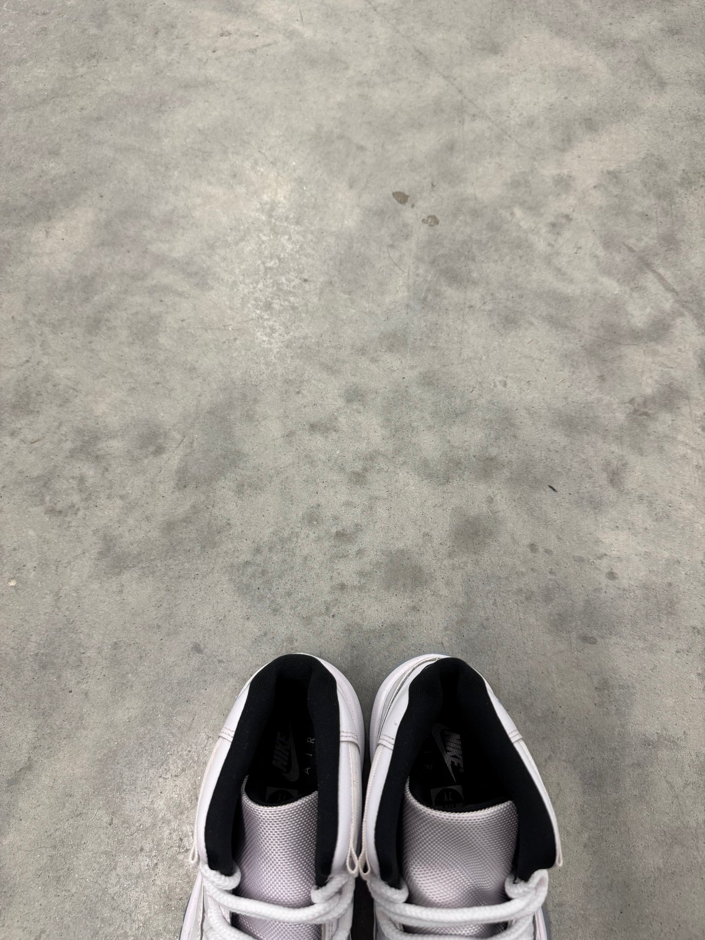 JORDAN 11 “ Legend Blue “
