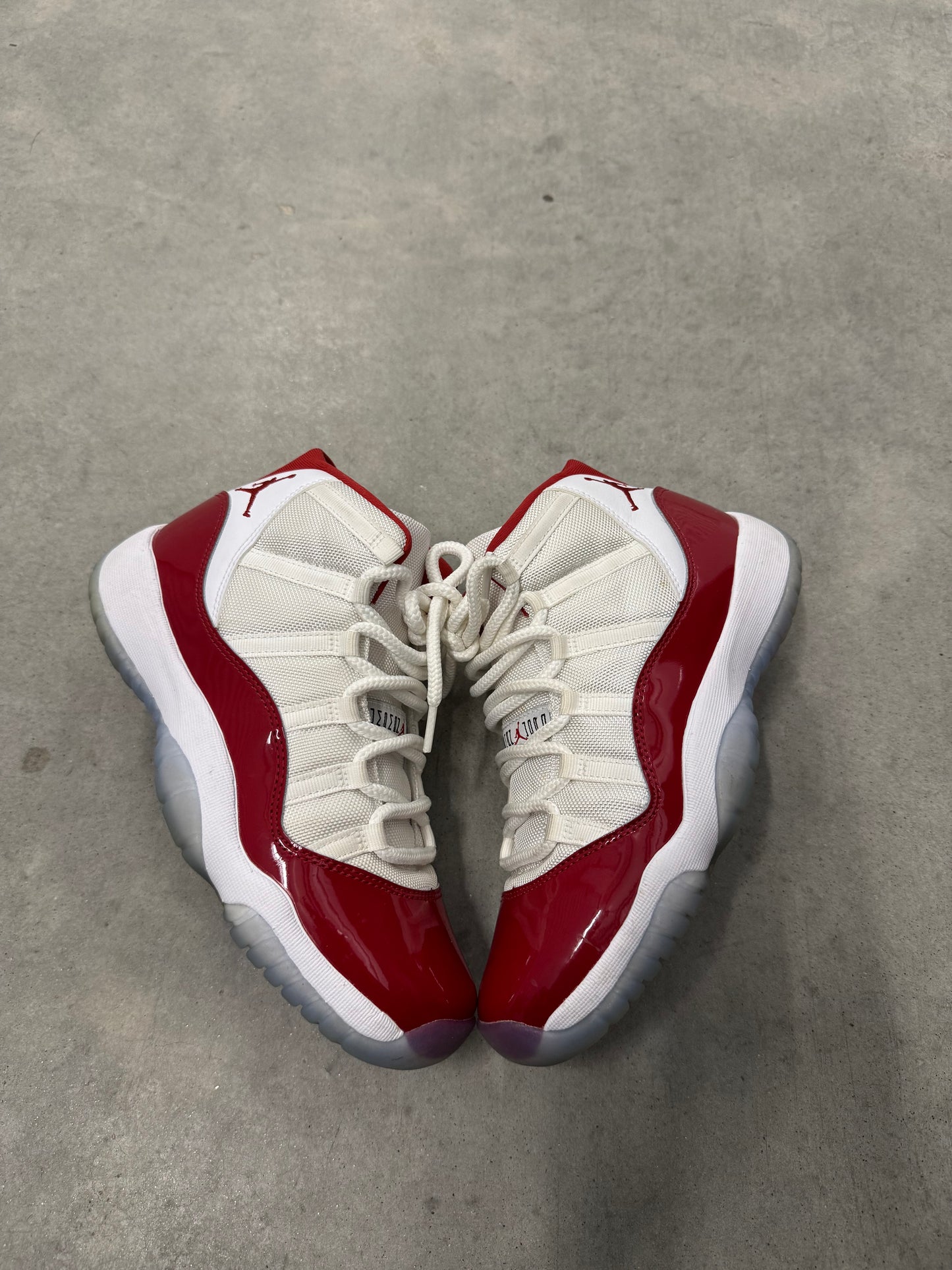 JORDAN 11 “ Cherry “