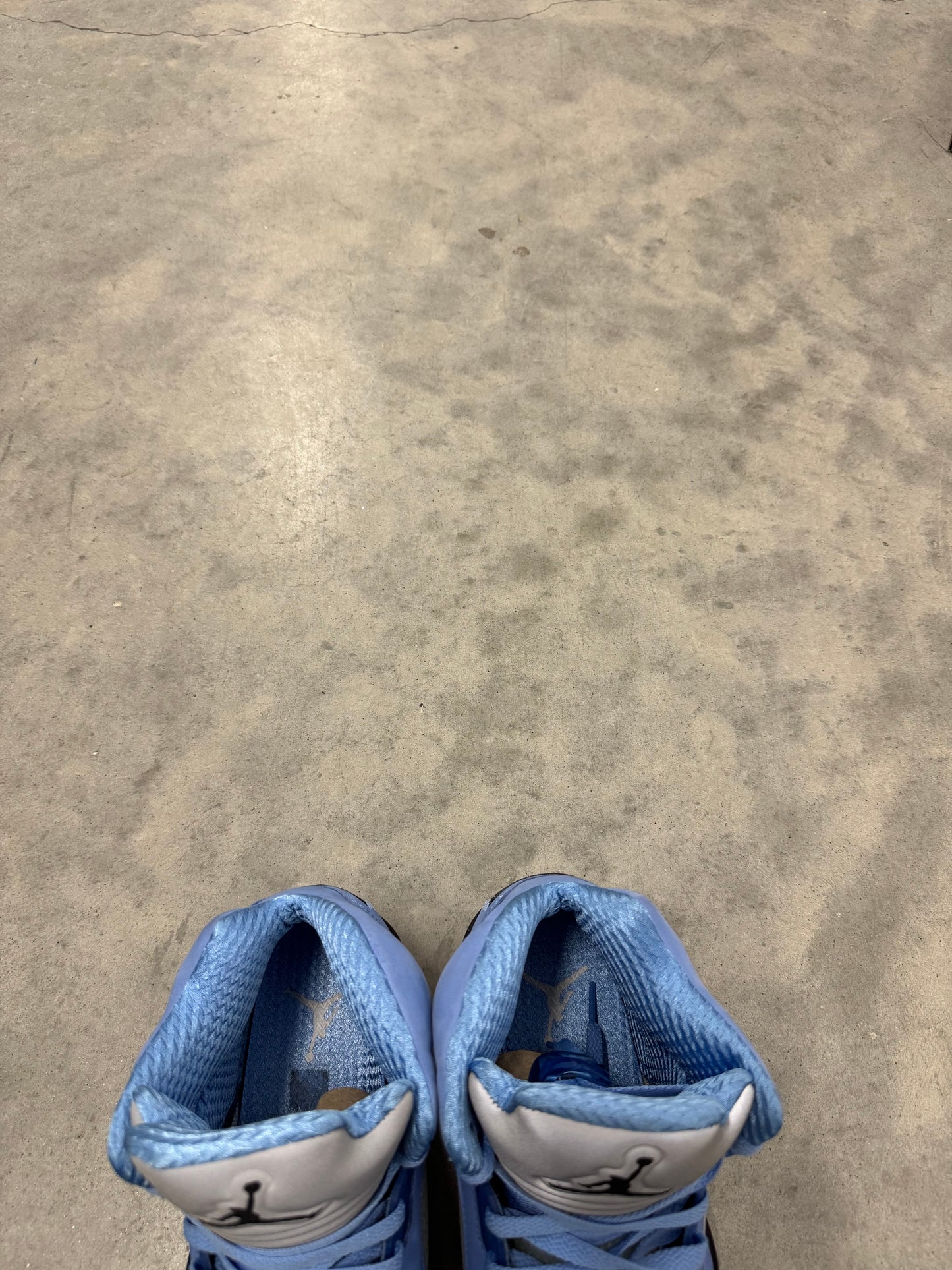 JORDAN 5 “ UNC “