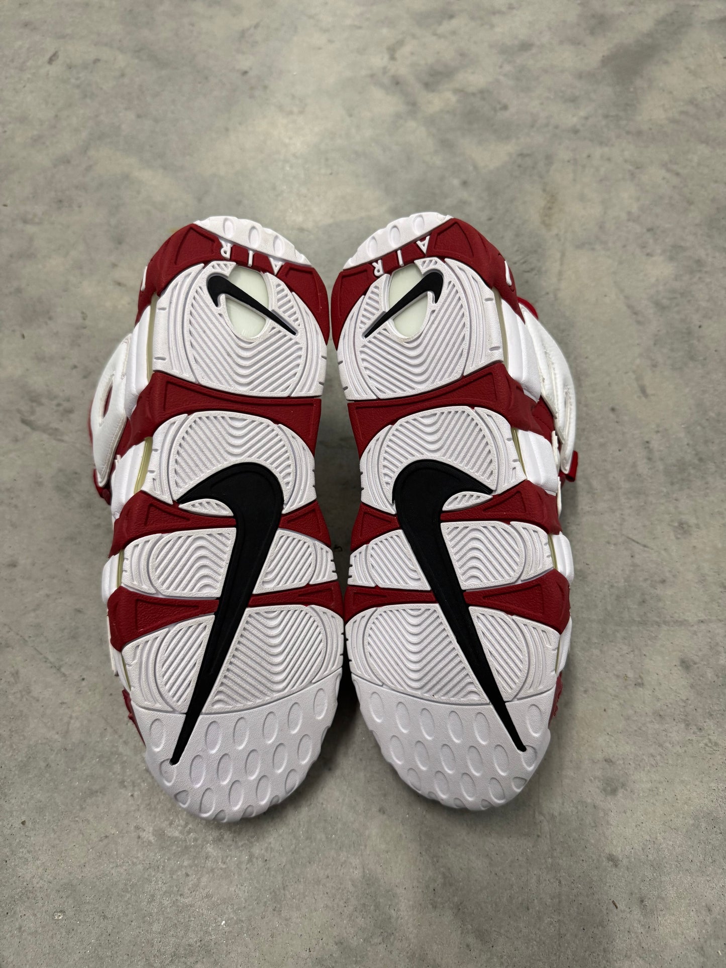 SUPREME AIR MORE UPTEMPO “ Red “