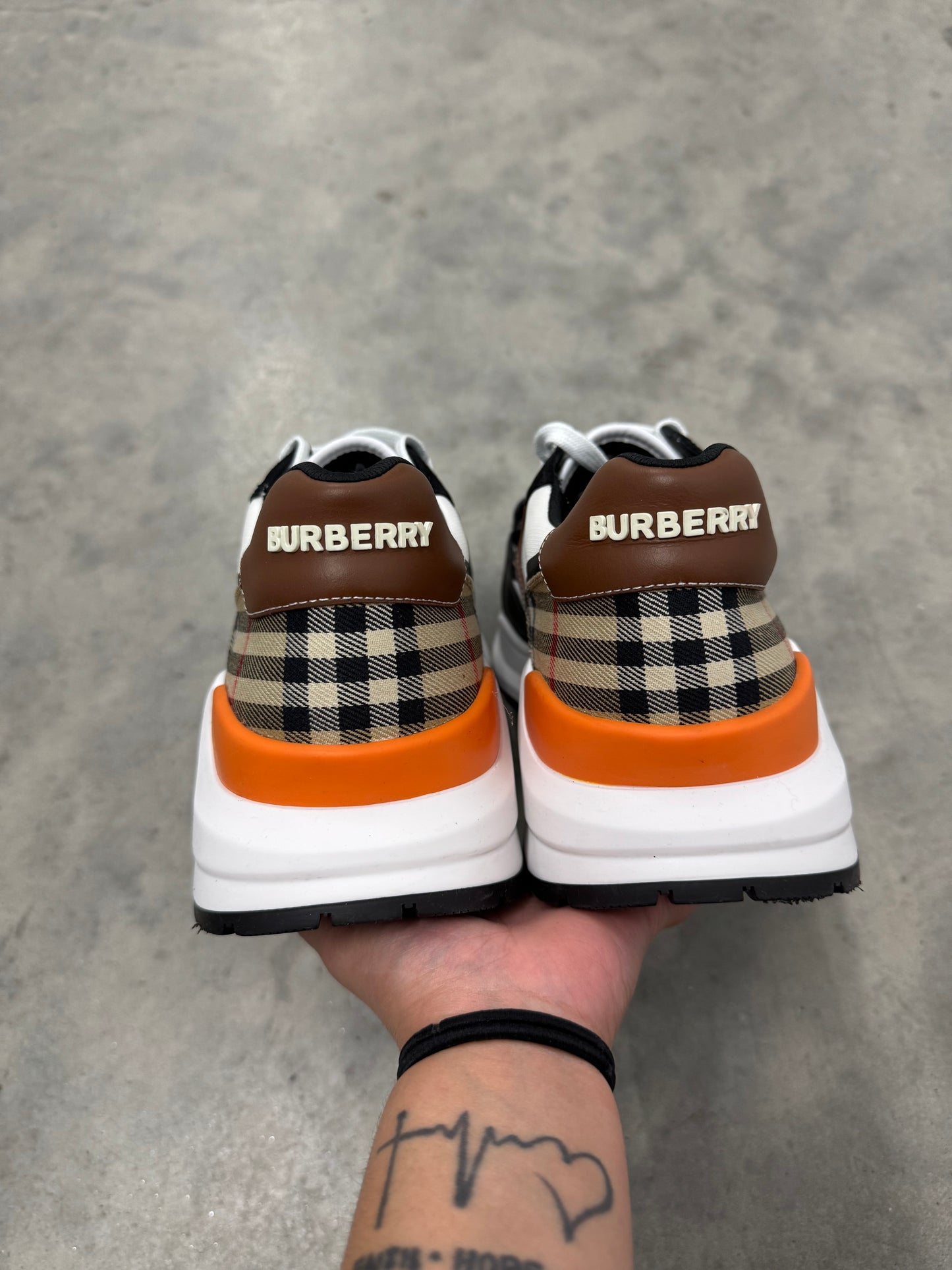 BURBERRY RAMSEY “ Vintage Check - Black Archive Beige “