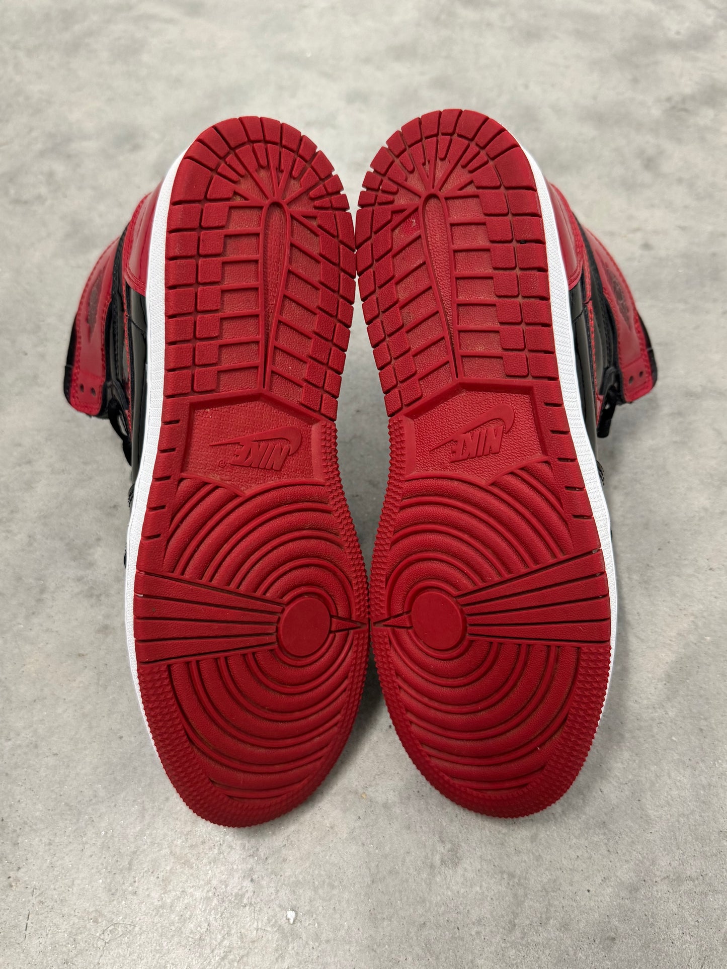 JORDAN 1 “ Patent Bred “