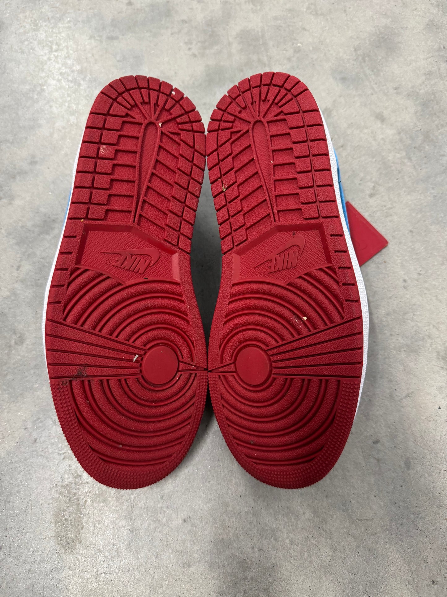 JORDAN 1 LOW “ NC to CHI “