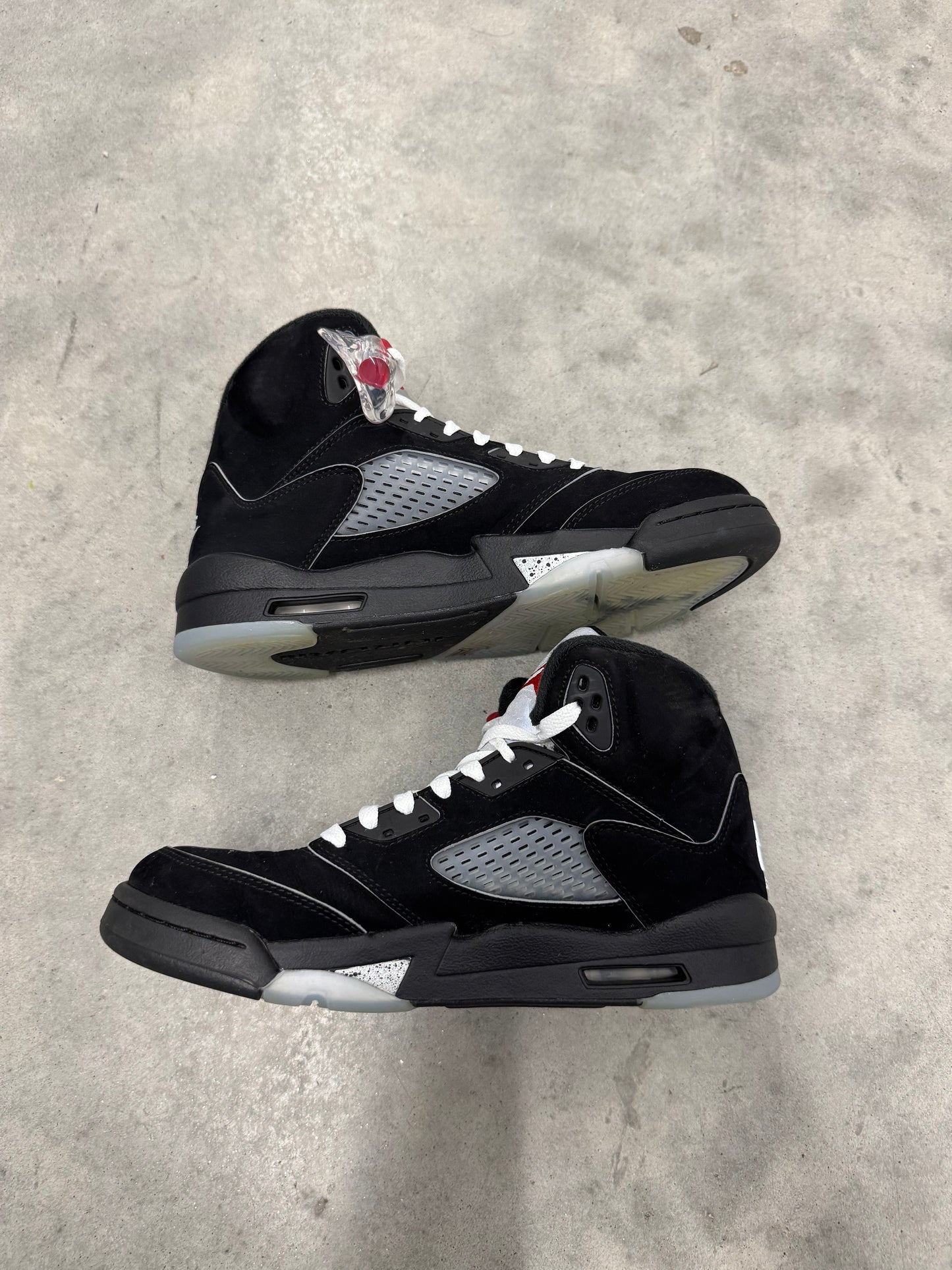 JORDAN 5 “ Black Metallic Reimagined “