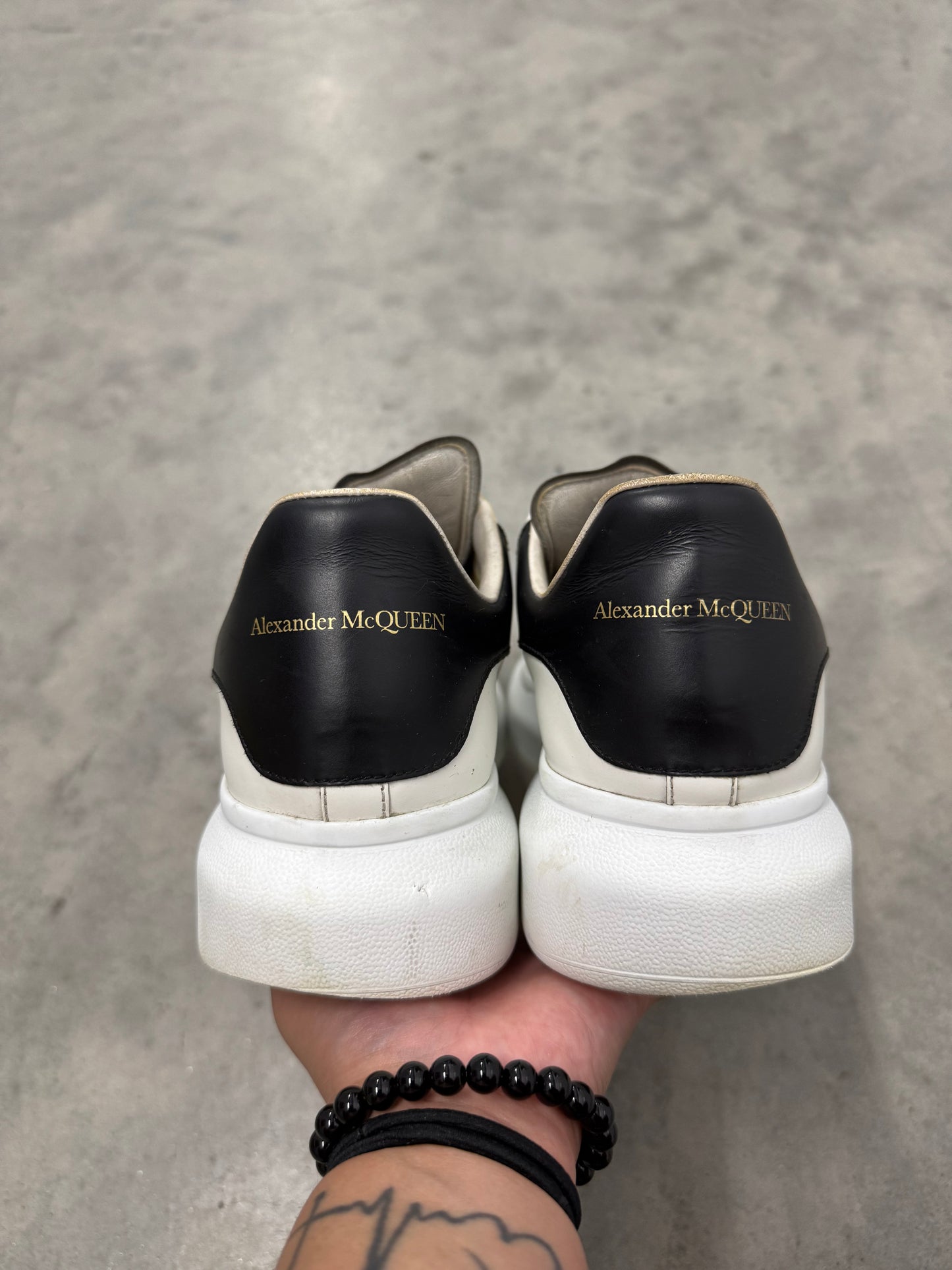 ALEXANDER MCQUEEN OVERSIZED SNEAKERS “ White Black “