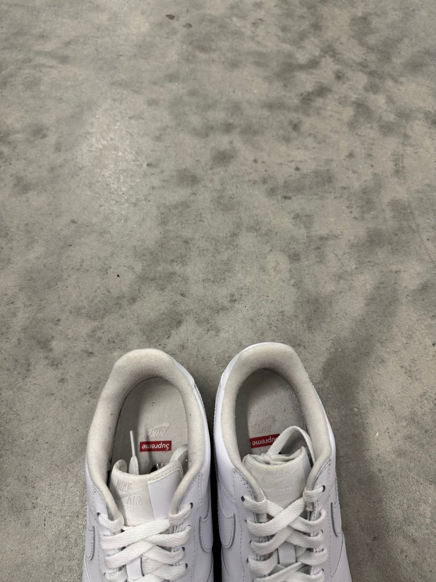 AIR FORCE SUPREME LOW “ Box-Logo White “