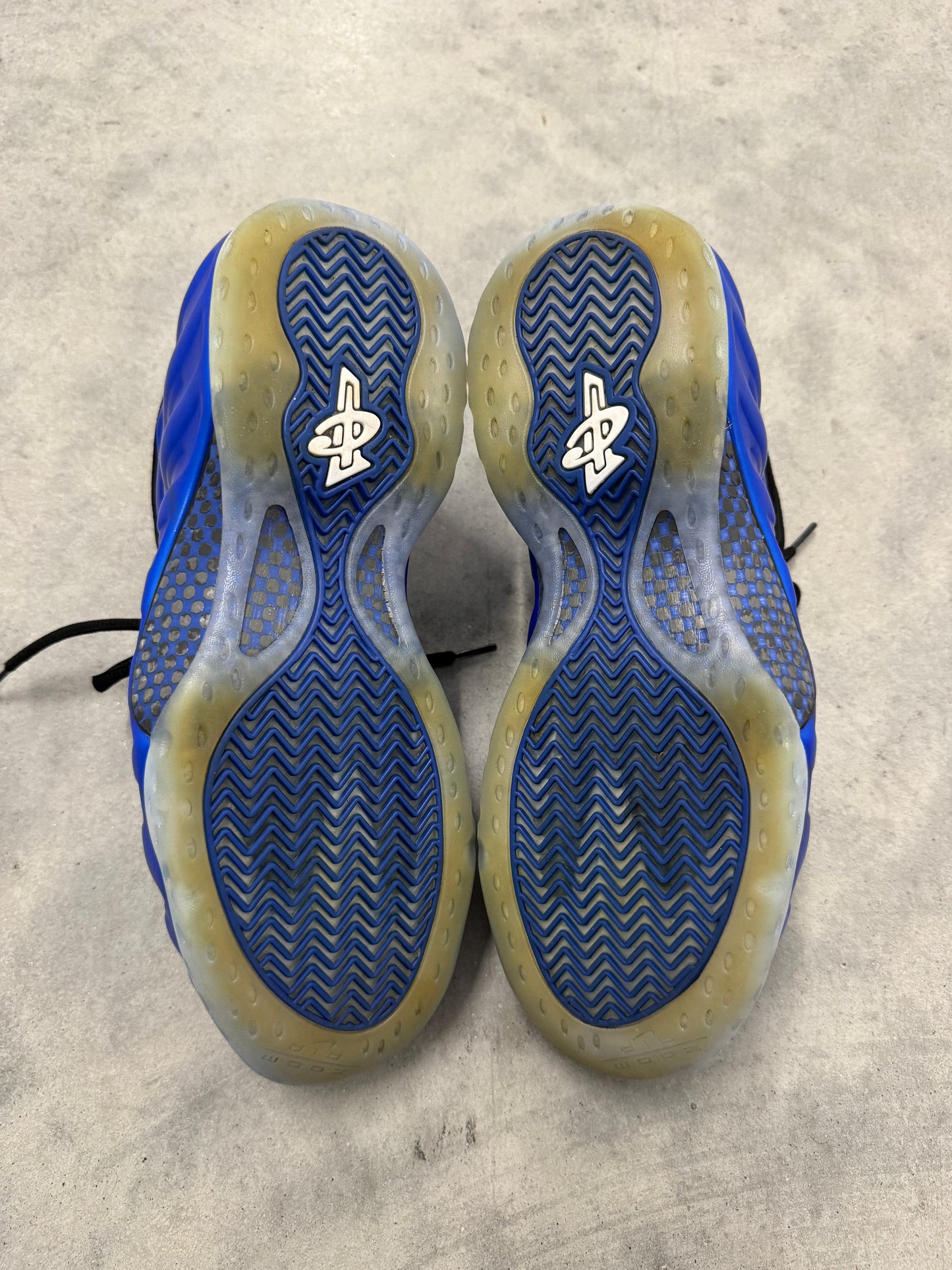 NIKE AIR FOAMPOSITE “ Royal “